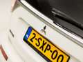 Mitsubishi Outlander 2.0 PHEV Deluxe 203Pk Automaat (SCHUIFDAK, NAVIGAT Blanc - thumbnail 29