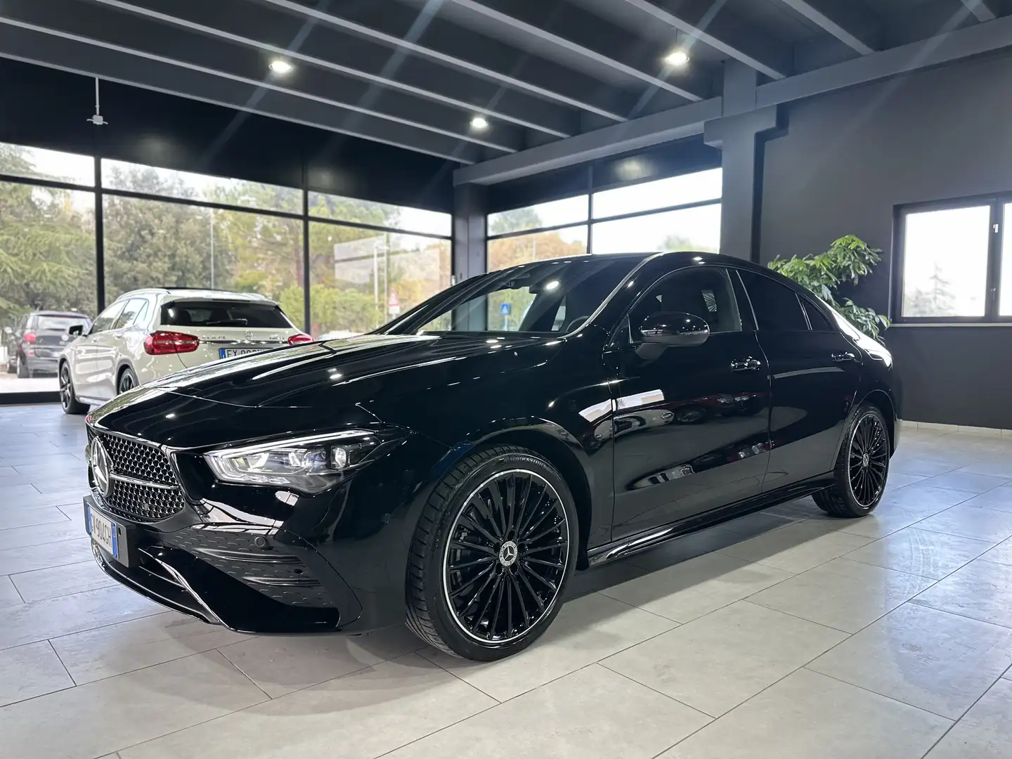Mercedes-Benz CLA 250 Coupe e phev AMG Line Advanced Plus auto Negru - 2