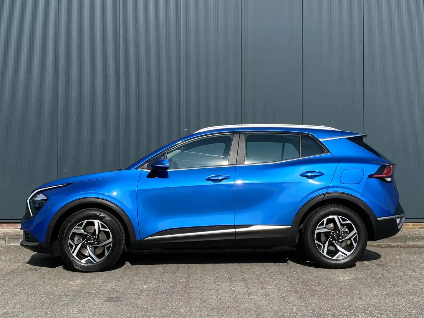 Kia Sportage 1.6 T-GDi MHEV | CarPlay | Camera | Cruise Control Bleu - 2
