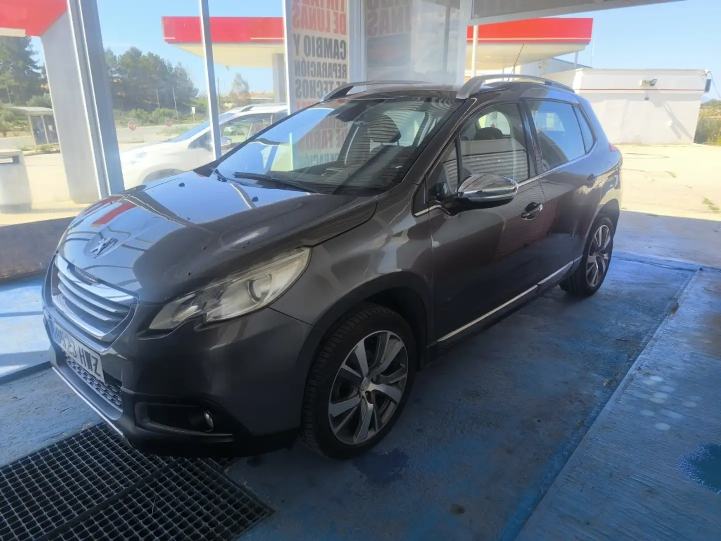 Peugeot 2008 1.6 e-HDI Allure 115 - 2