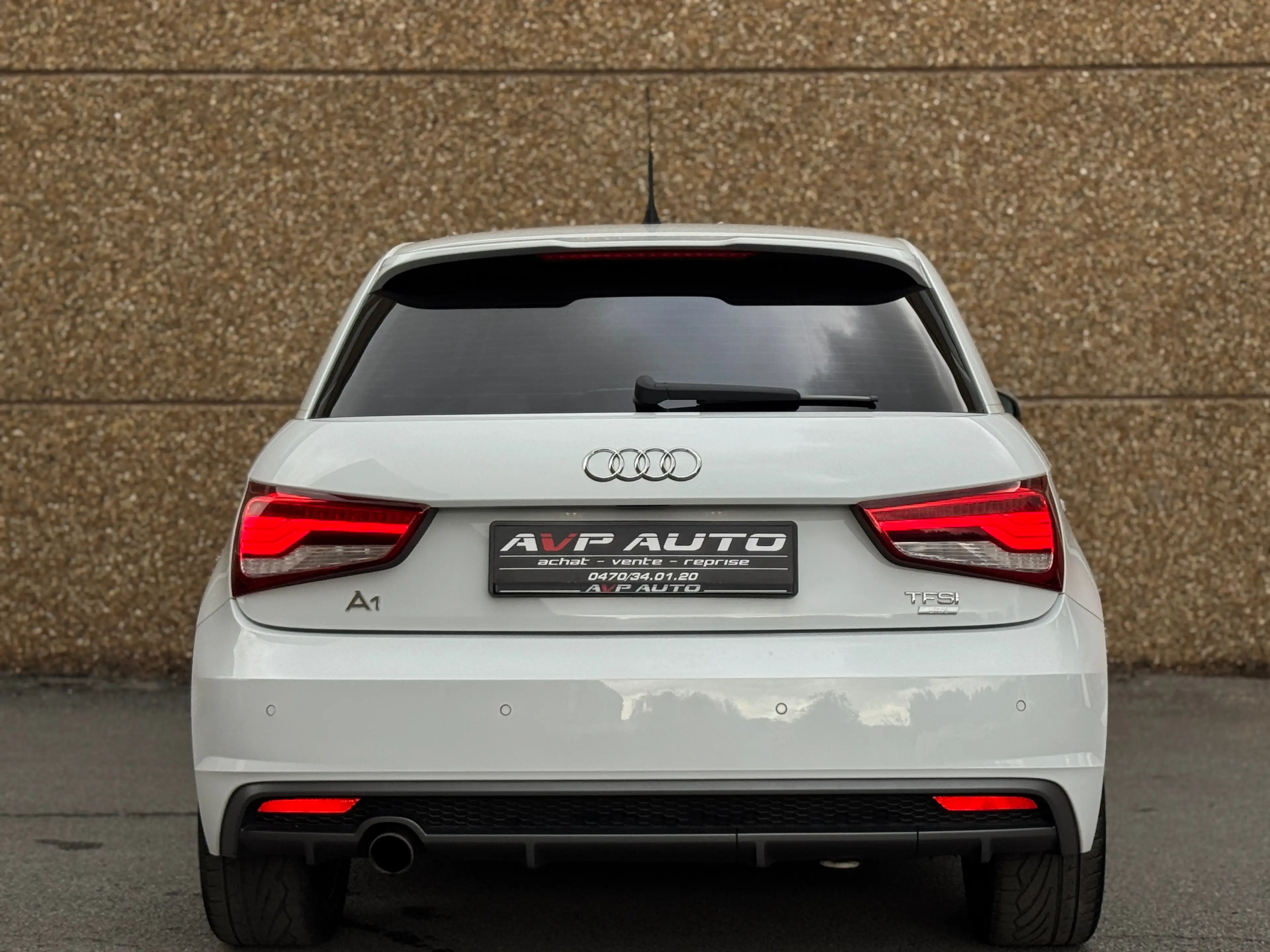 Audi A1 A1   1.0 TFSI S Line /Siéges Sport/Gps/Airco/Garantie 12mois — photo 4