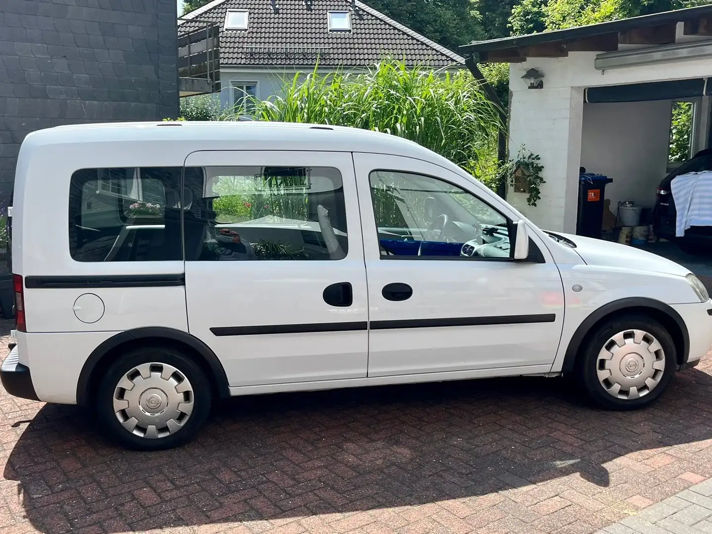 Opel Combo Combo 1.6 CNG ecoFlex Edition Weiß - 2