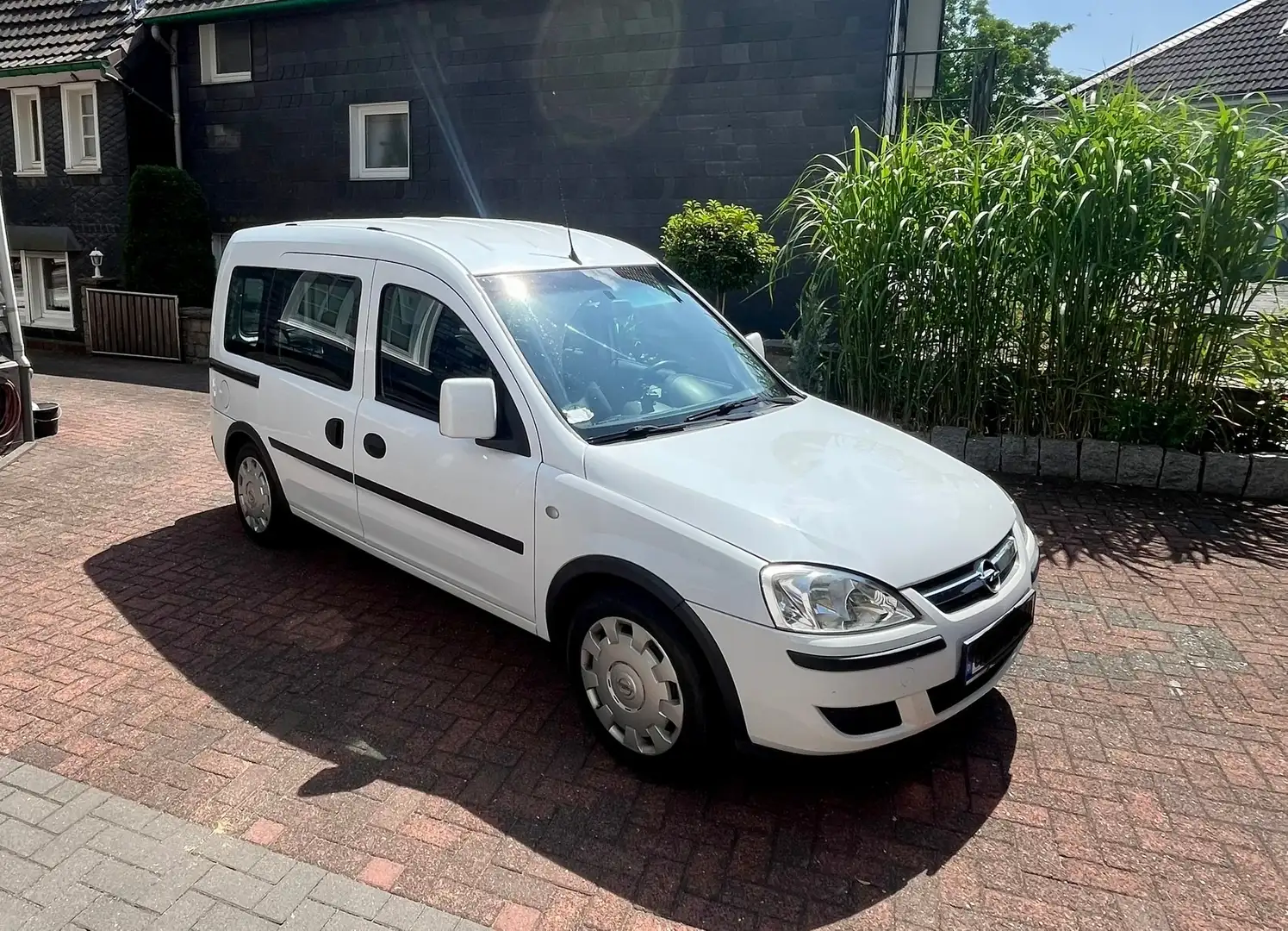 Opel Combo Combo 1.6 CNG ecoFlex Edition Weiß - 1