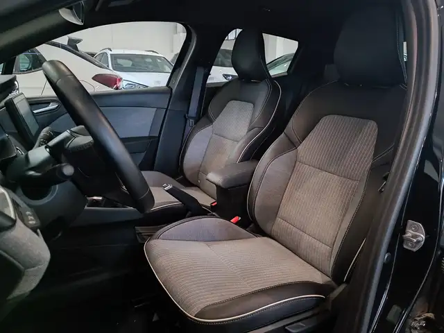 Renault Clio view 7