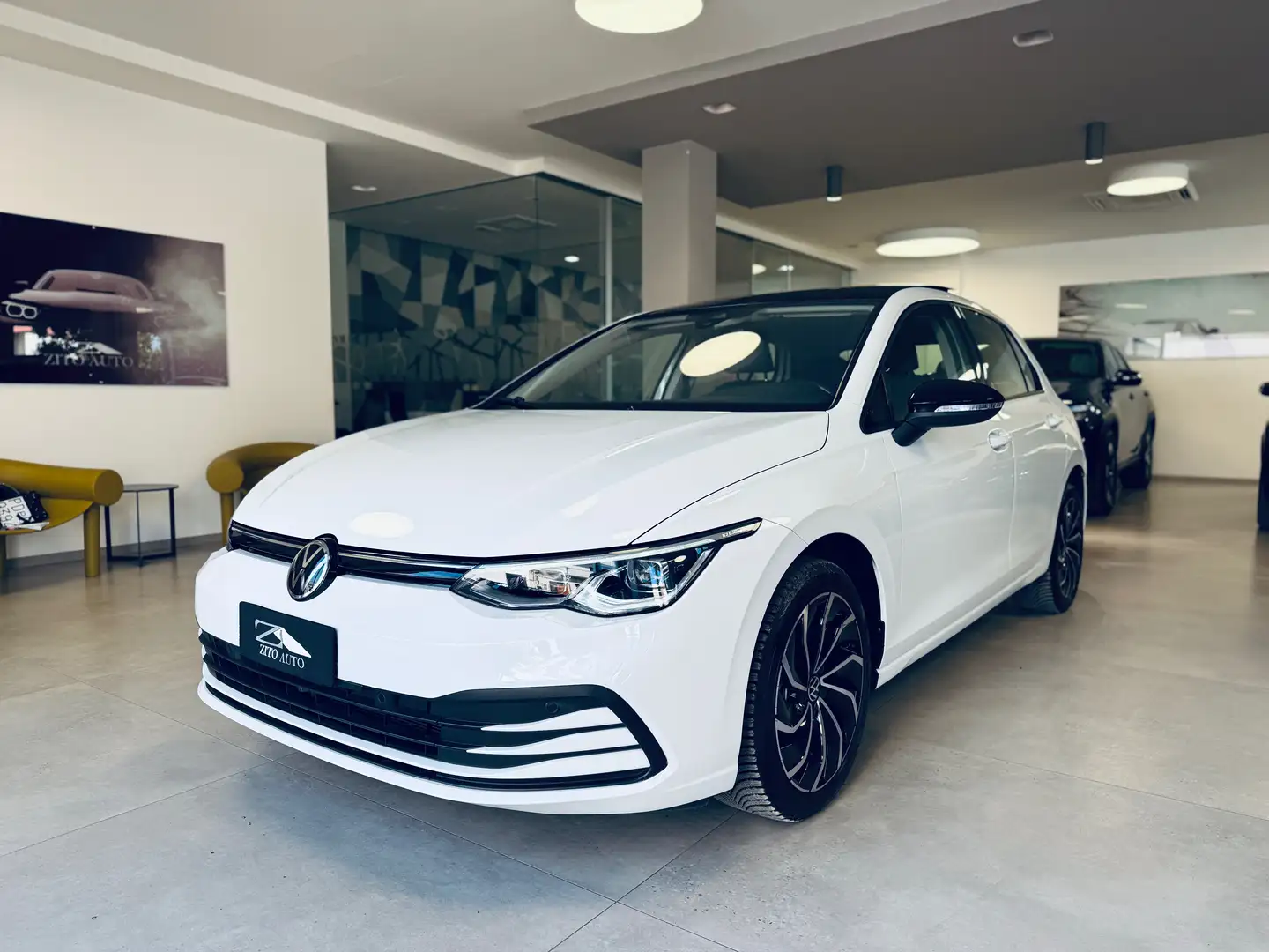 Volkswagen Golf 2.0 tdi Style 115cv dsg TETTO/IQLIGHT Bianco - 1