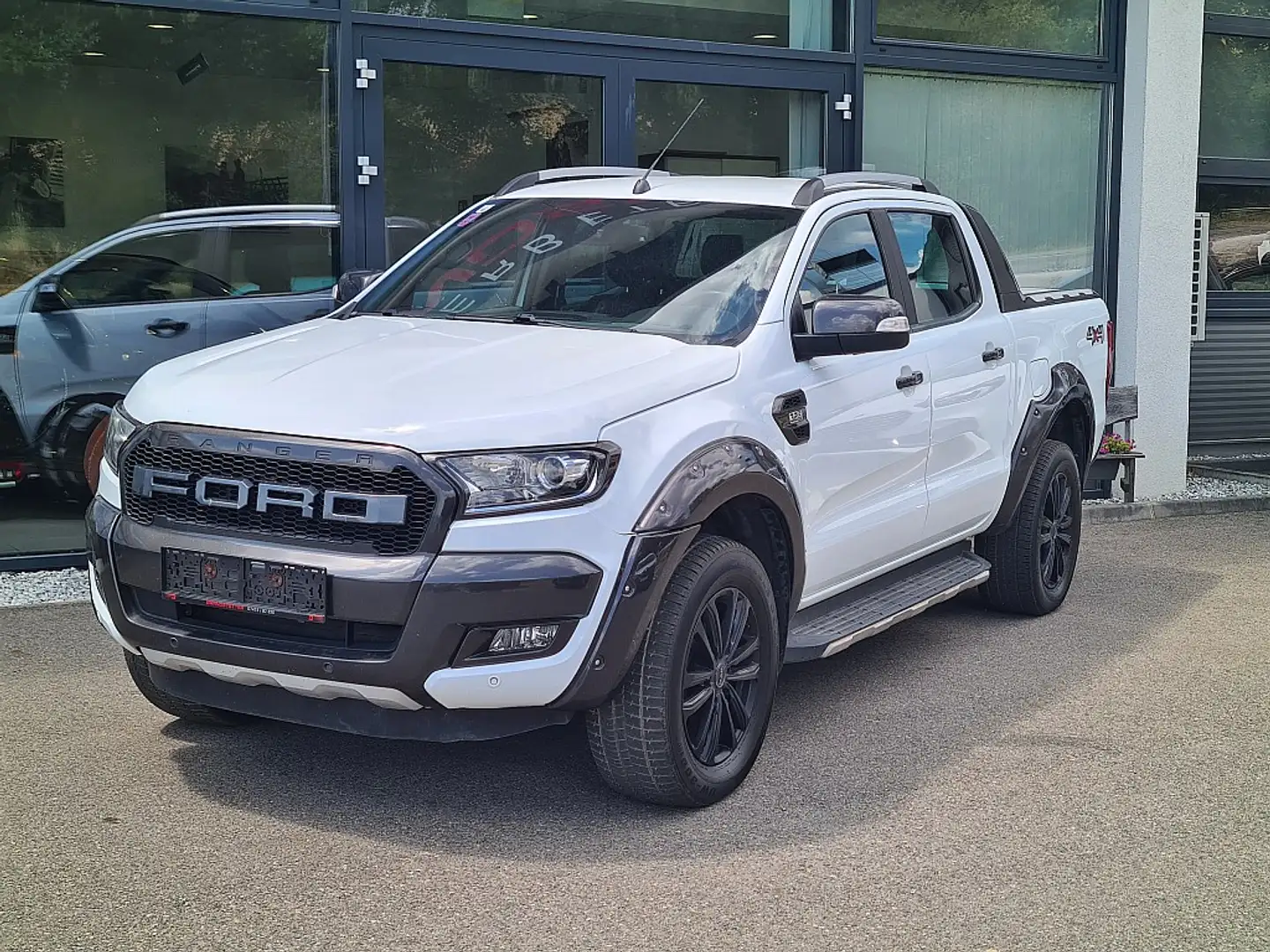 Ford Ranger Ranger Doppelkabine Wildtrak 4x4 3,2 TDCi Aut. Blanc - 2