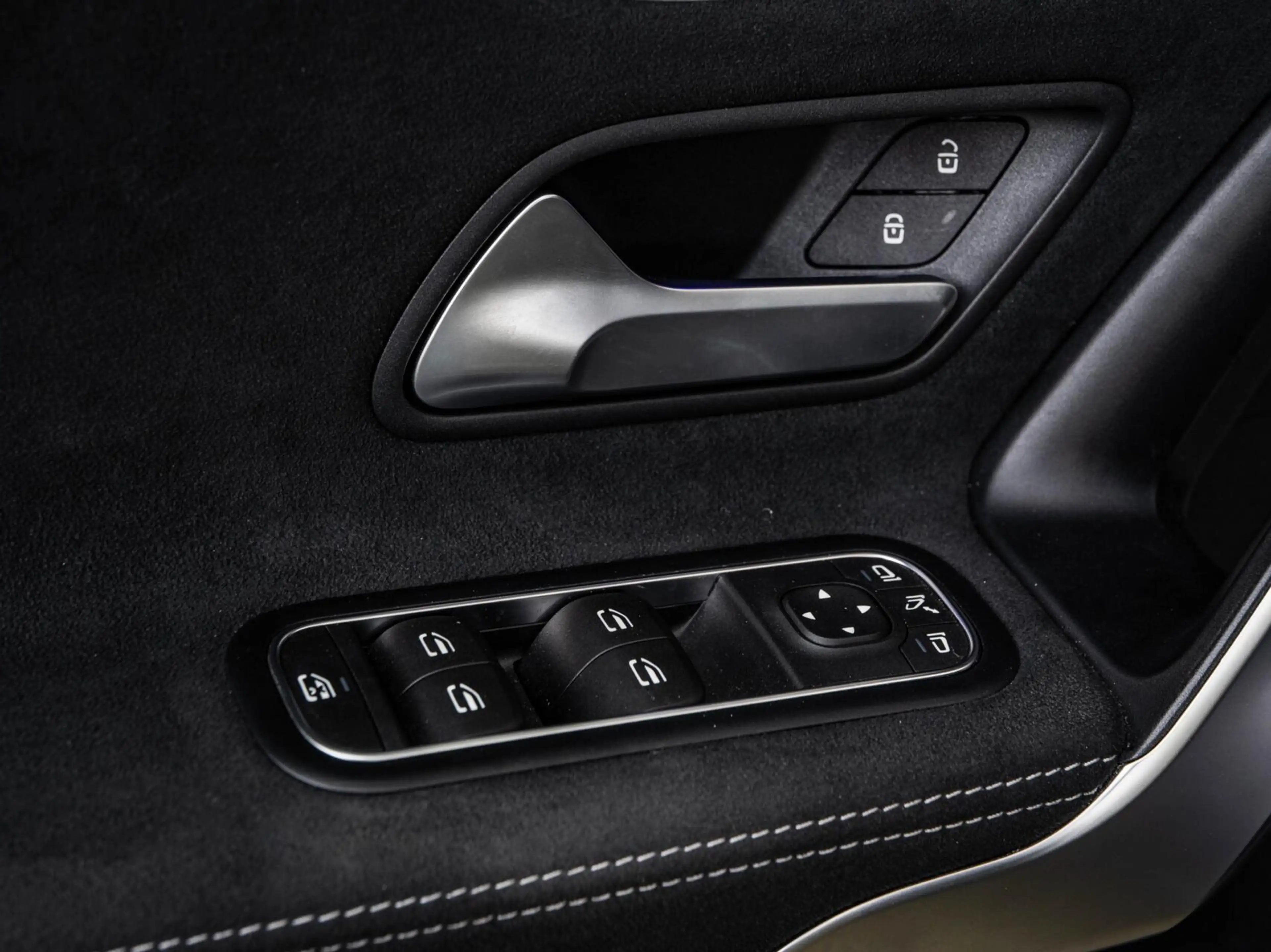 Mercedes-Benz A 200 AMG Night Edition 163 PK | Panoramadak | Sfeerverl — photo 37