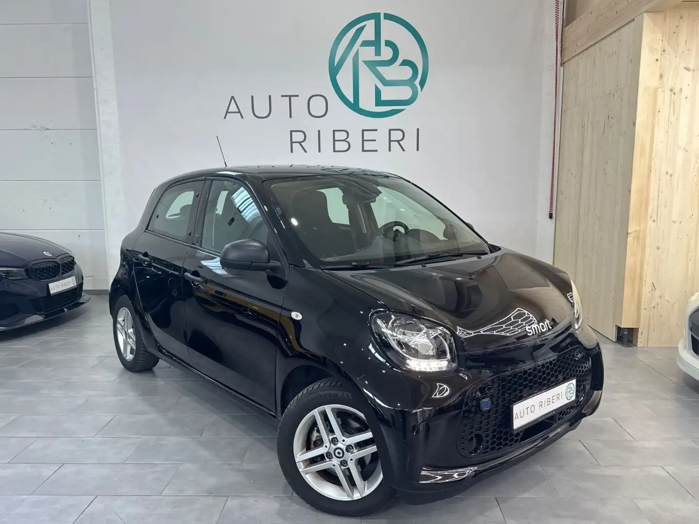 smart forFour EQ * 22kw*Sitzheizung*Temp.* Schwarz - 1