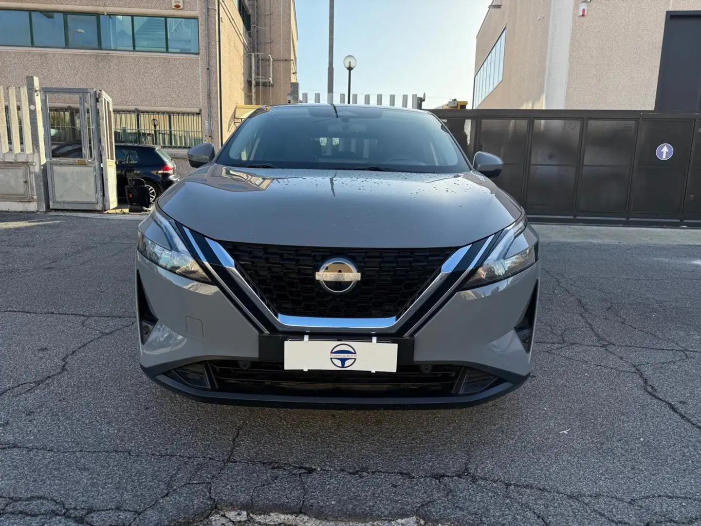 Nissan Qashqai MHEV 140 CV N-Connecta Grau - 2
