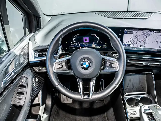 BMW 2 Series view 11