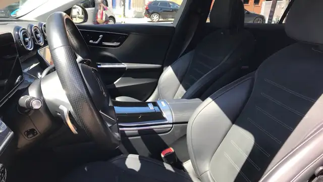 Mercedes-Benz C-Class view 7