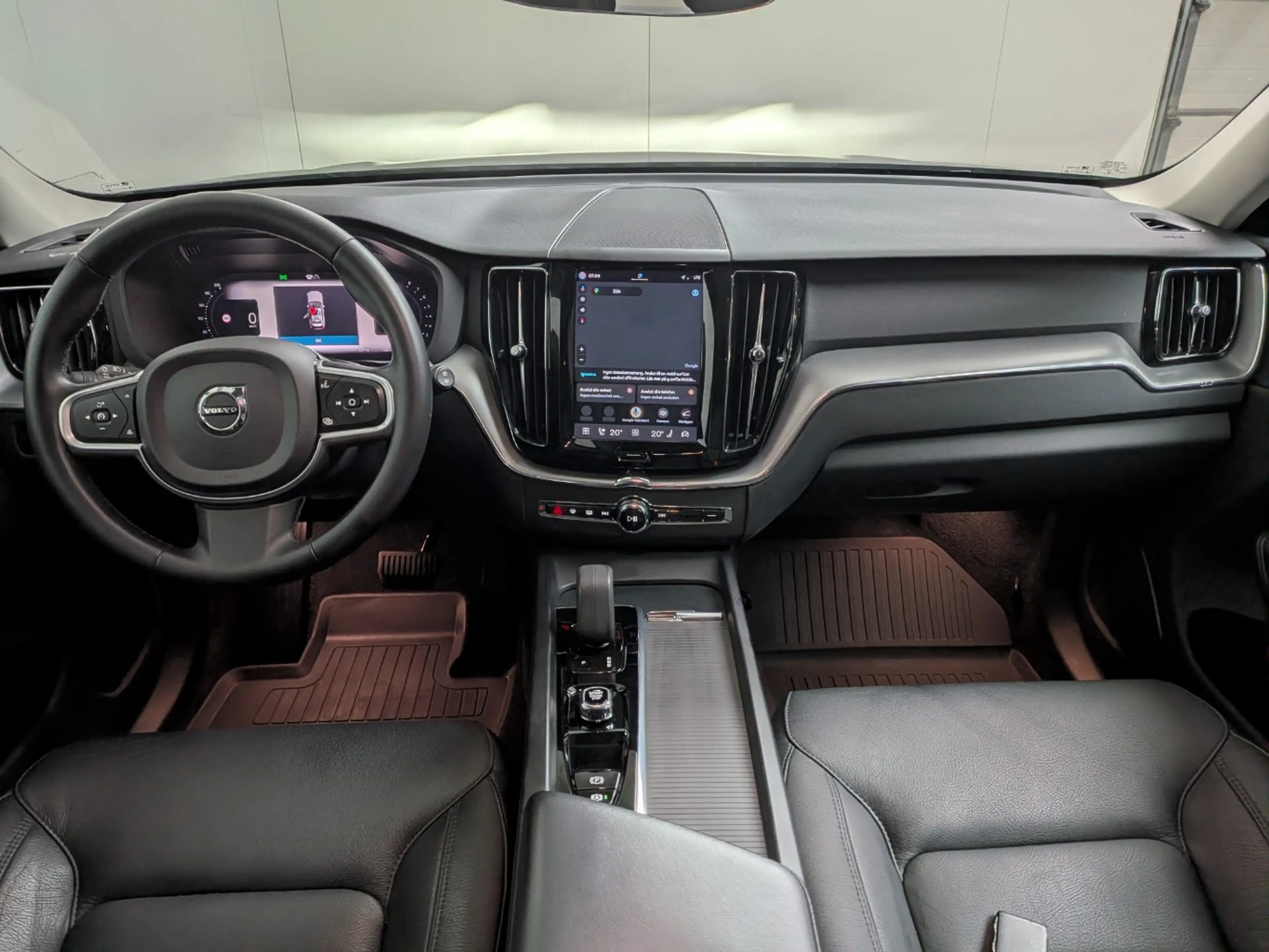 Volvo XC60 2.0 B5 Momentum Business | Trekhaak | Leder | Stoe — photo 5