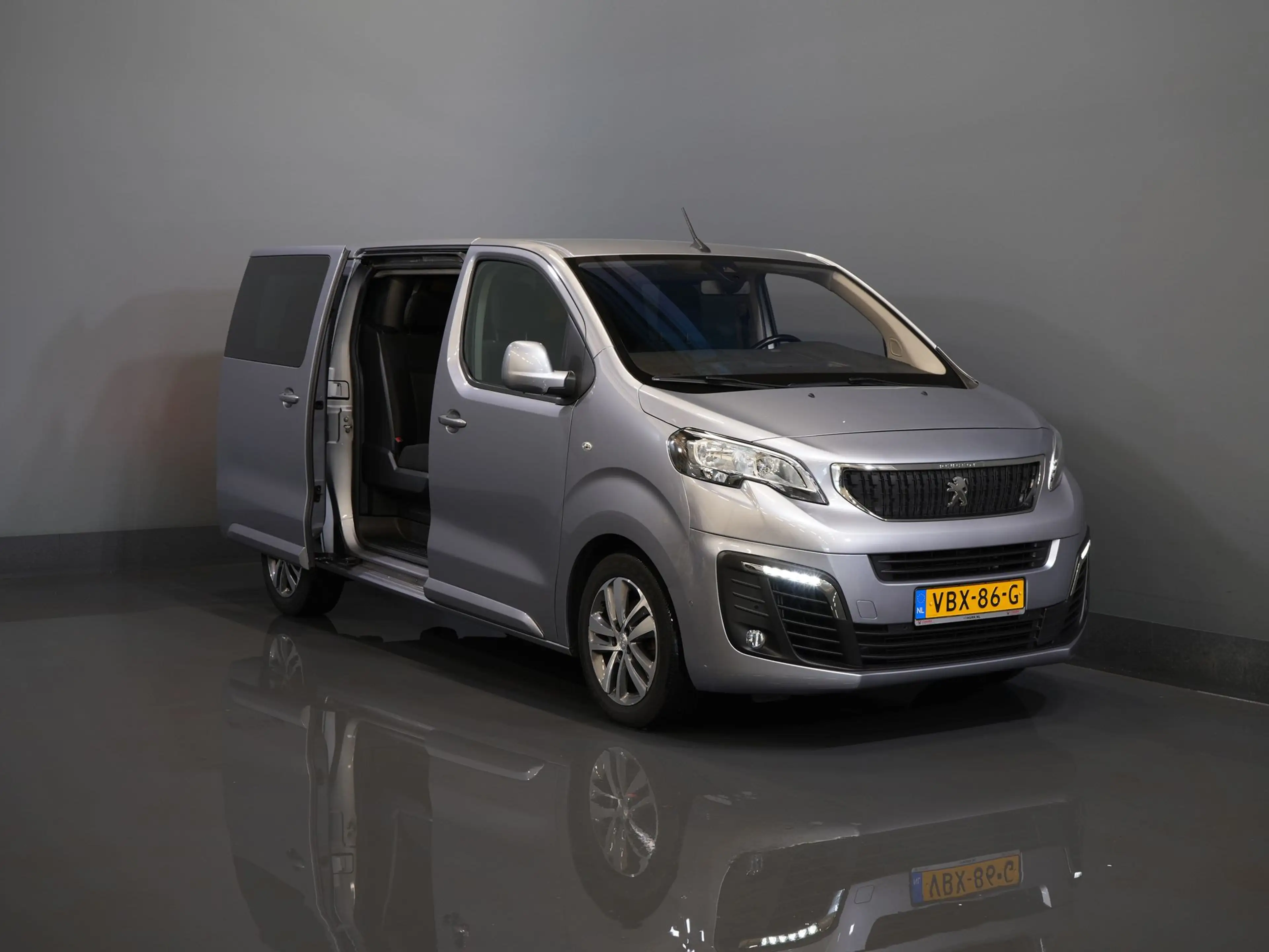 Peugeot Expert 2.0 HDI 180 pk Aut. DC Dubbel Cabine 2x Schuifdeur — photo 9