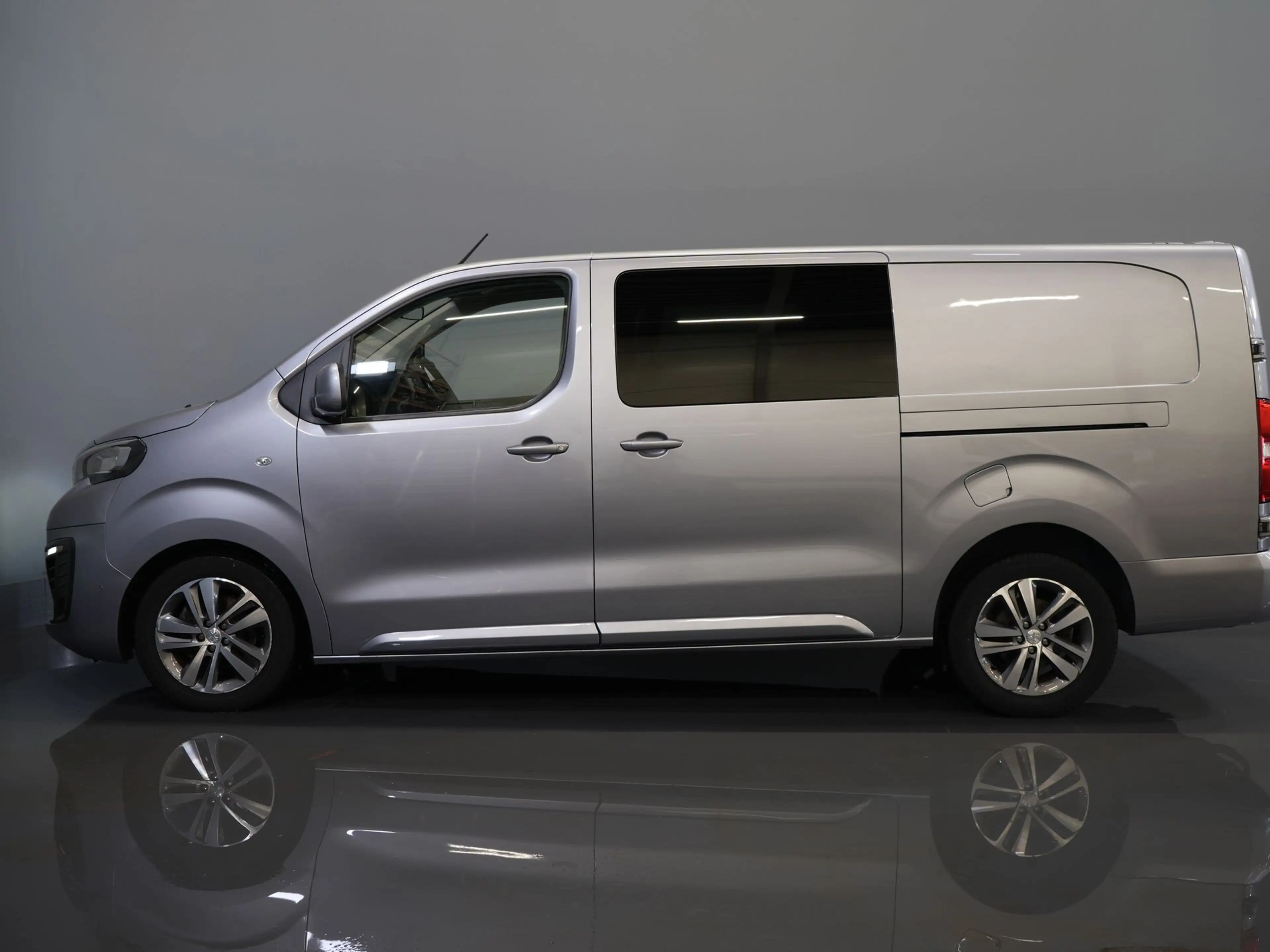 Peugeot Expert 2.0 HDI 180 pk Aut. DC Dubbel Cabine 2x Schuifdeur — photo 10