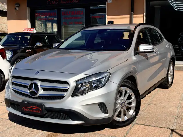 Mercedes-Benz GLA 200 d (cdi) Premium auto