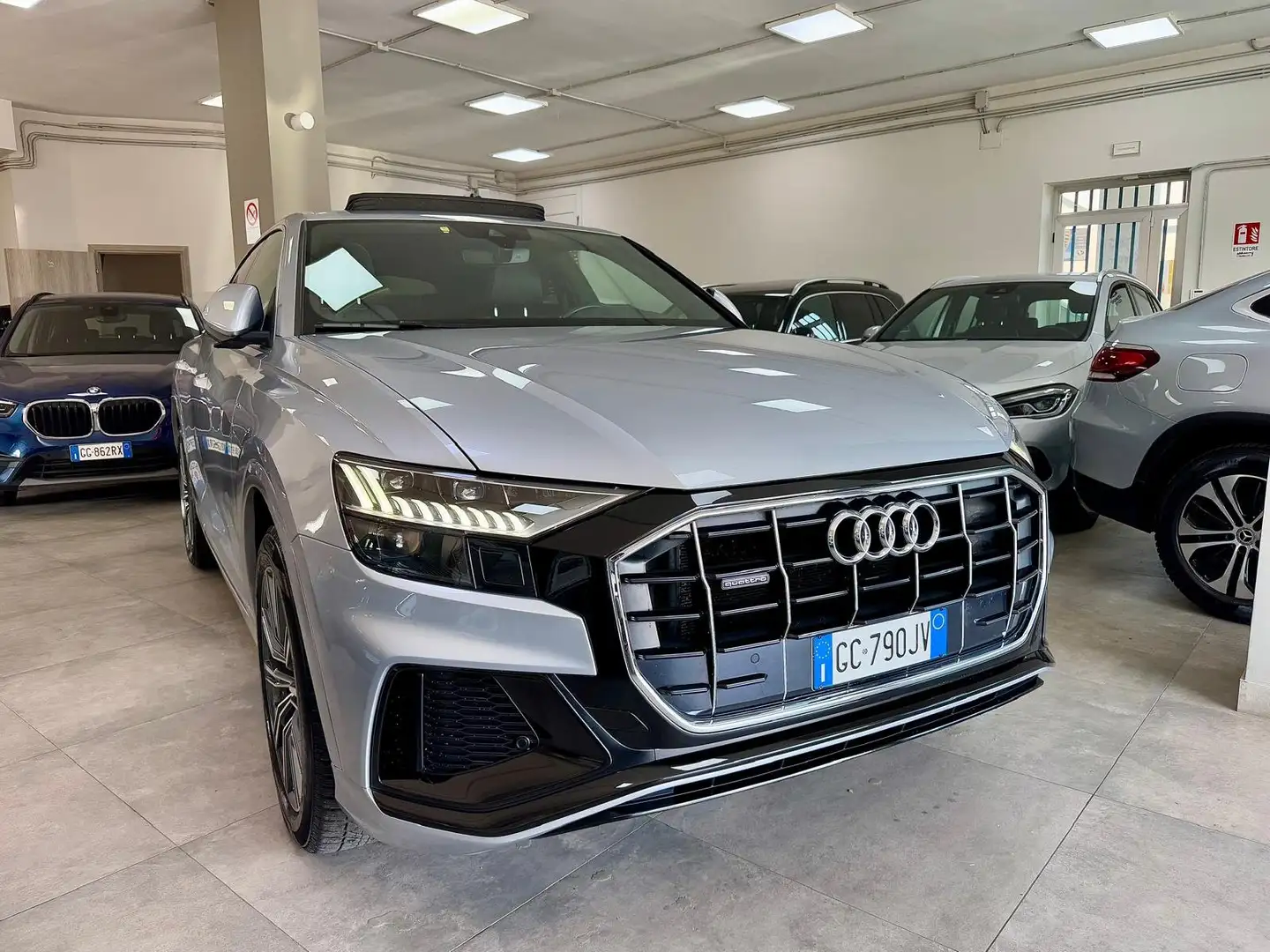 Audi Q8 50 3.0 tdi quattro tiptronic S LINE TETTO 2020 Grigio - 1