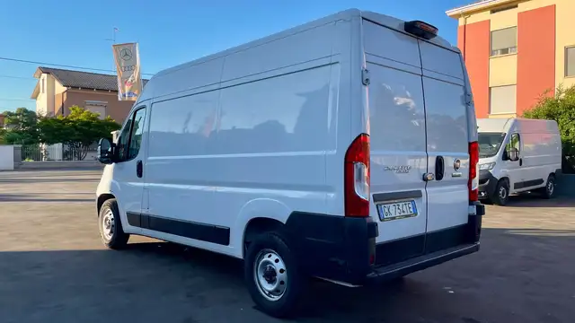 Fiat Ducato view 4