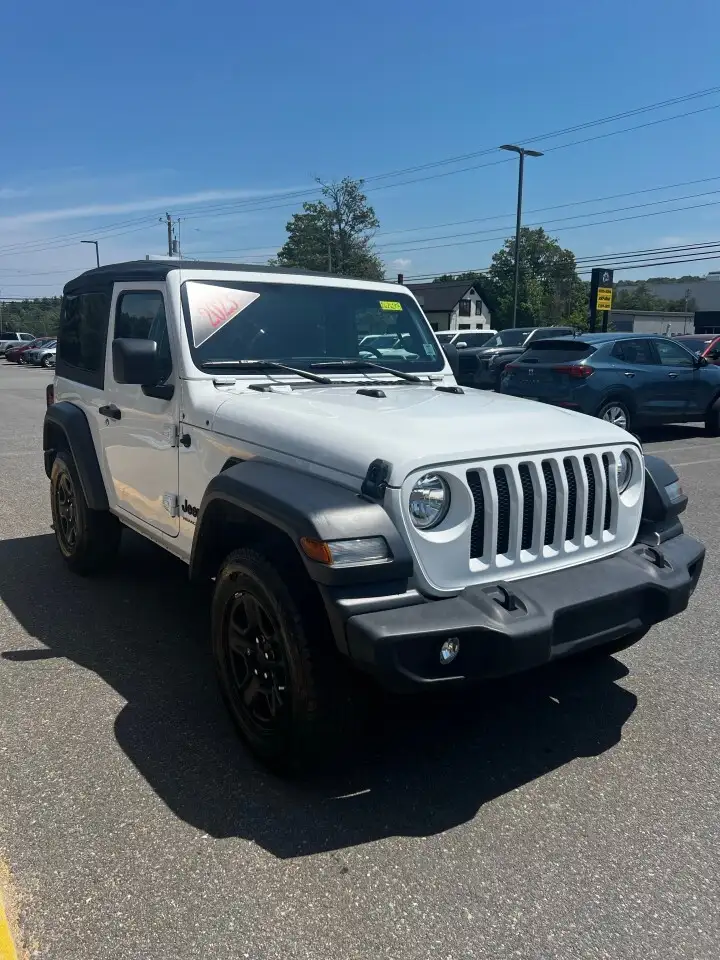 Jeep Wrangler photo Jeep Wrangler