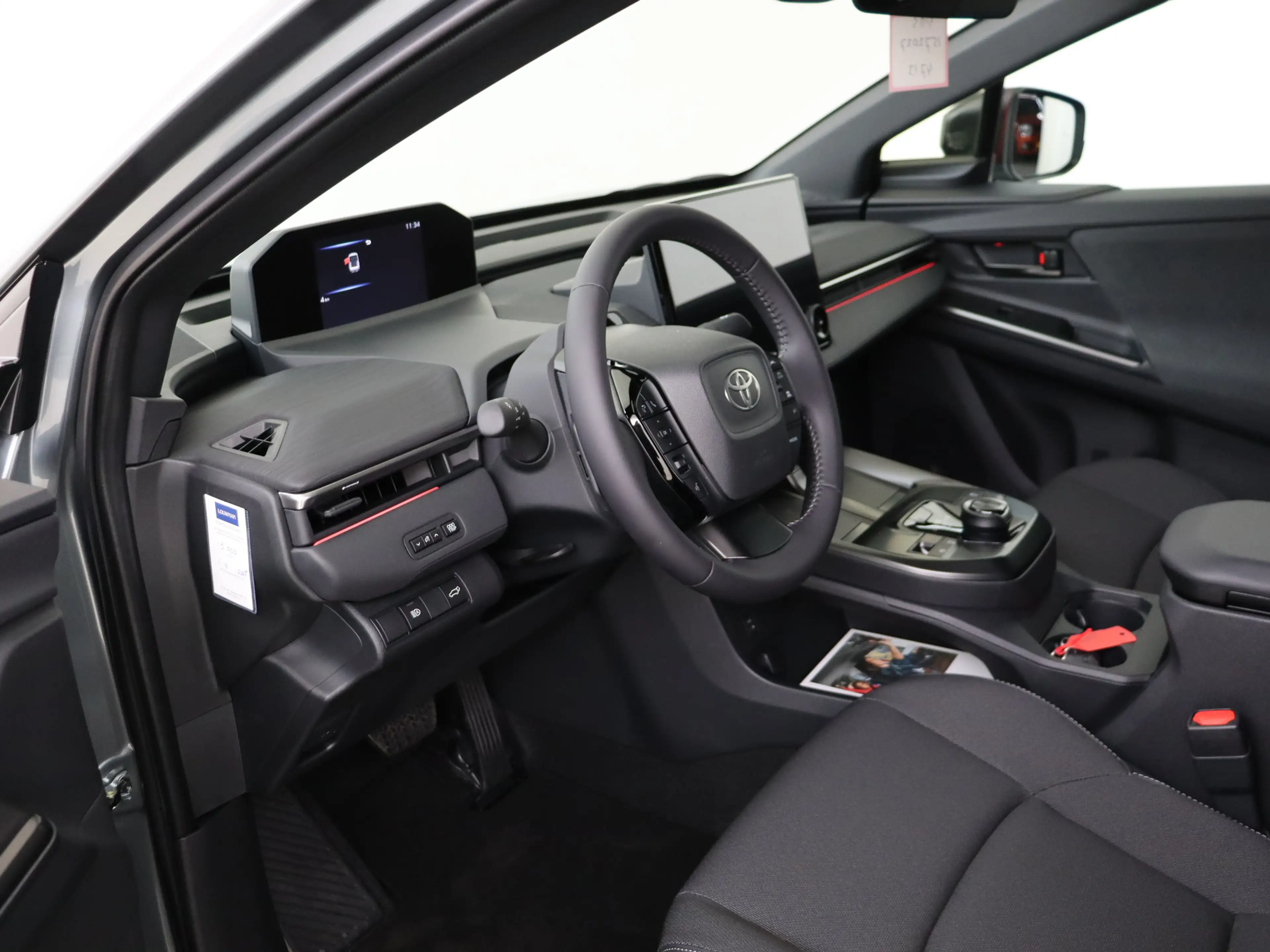 Toyota C-HR+ First Edition 77 kWh 20" Toyota-paasweekend — photo 12