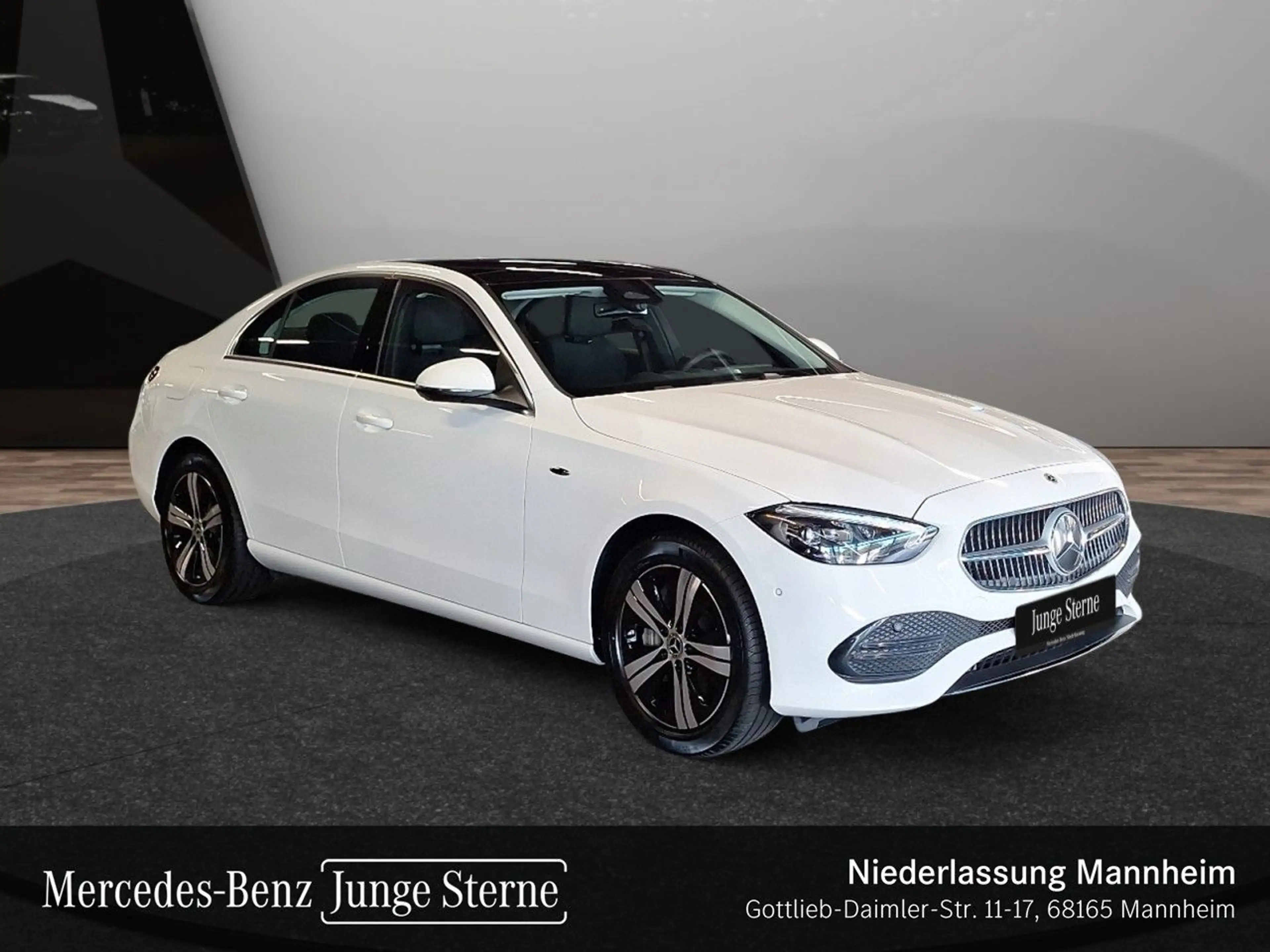Mercedes-Benz C 300 e AVANTG+PANO+LED+KAMERA+TOTW+KEYLESS+9G — photo 5