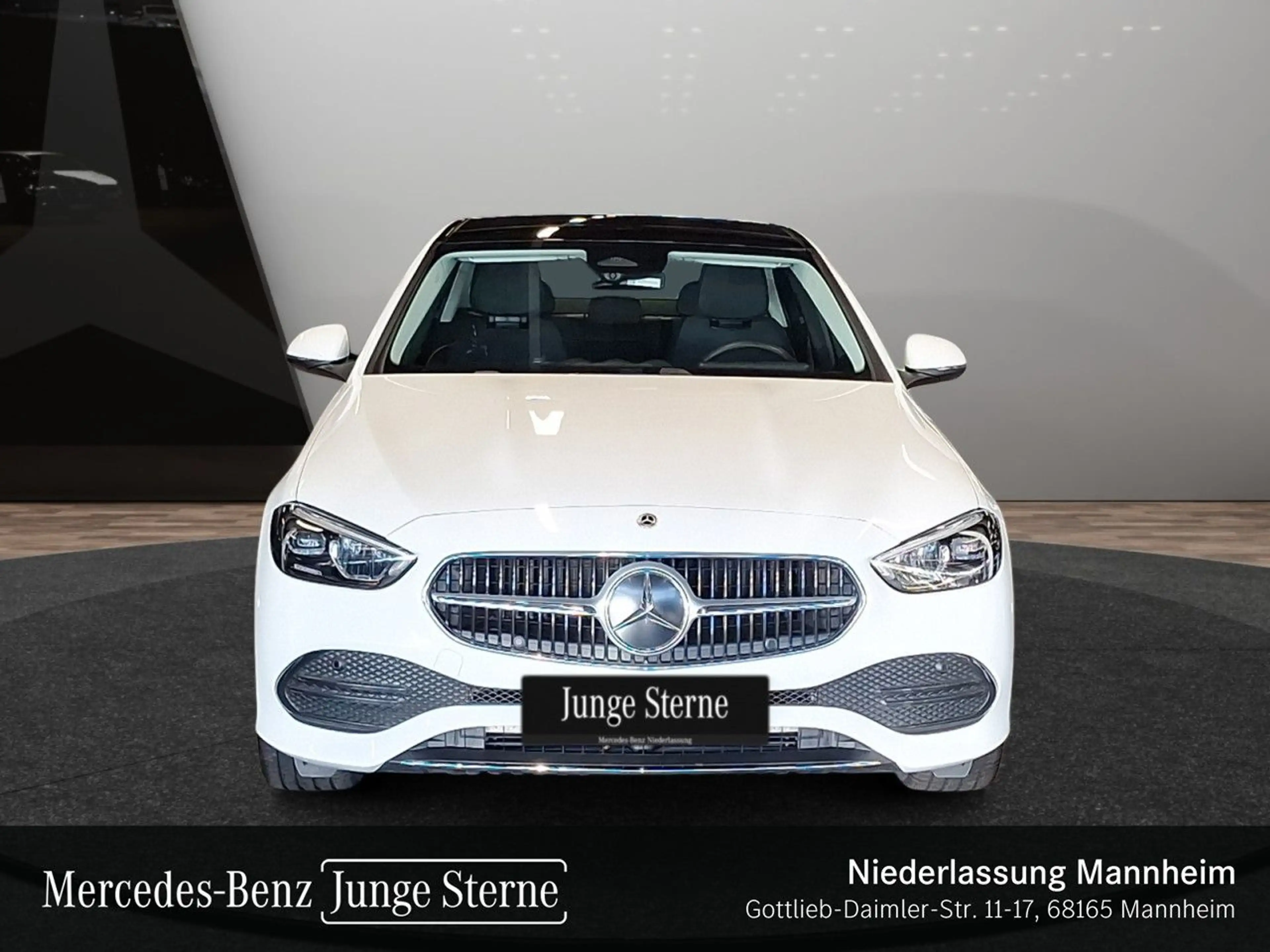 Mercedes-Benz C 300 e AVANTG+PANO+LED+KAMERA+TOTW+KEYLESS+9G — photo 3