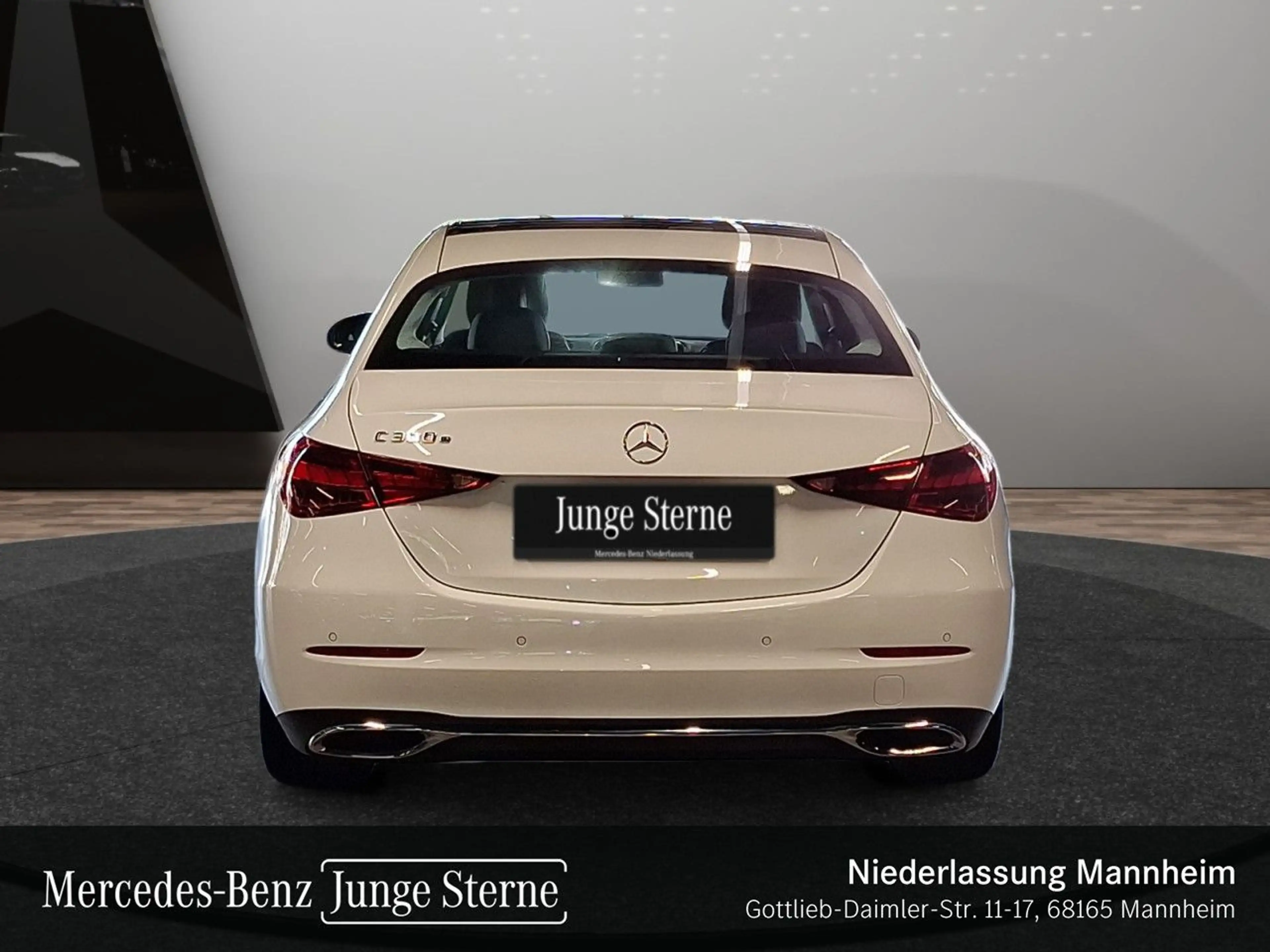 Mercedes-Benz C 300 e AVANTG+PANO+LED+KAMERA+TOTW+KEYLESS+9G — photo 9