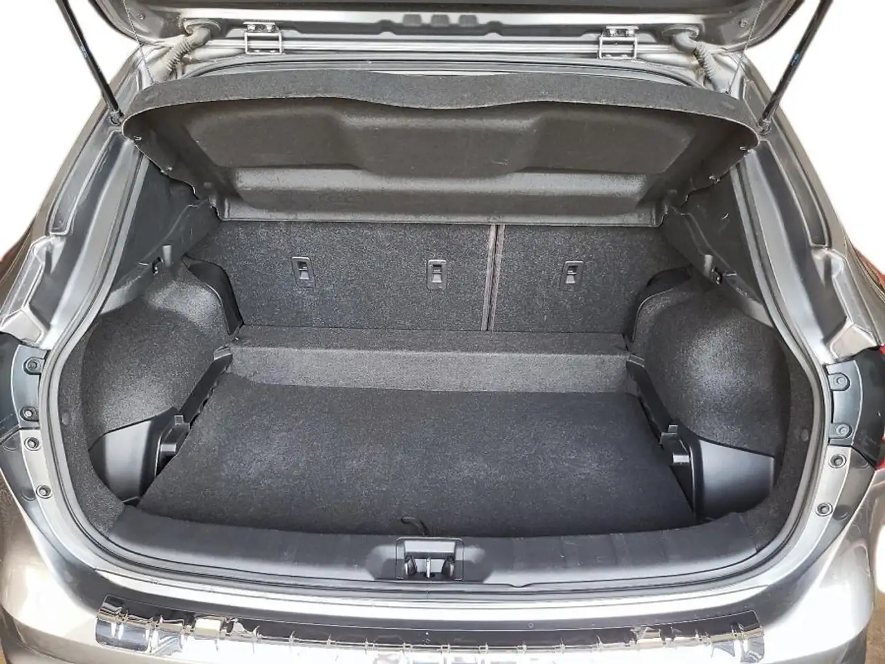 Nissan Qashqai photo Nissan Qashqai