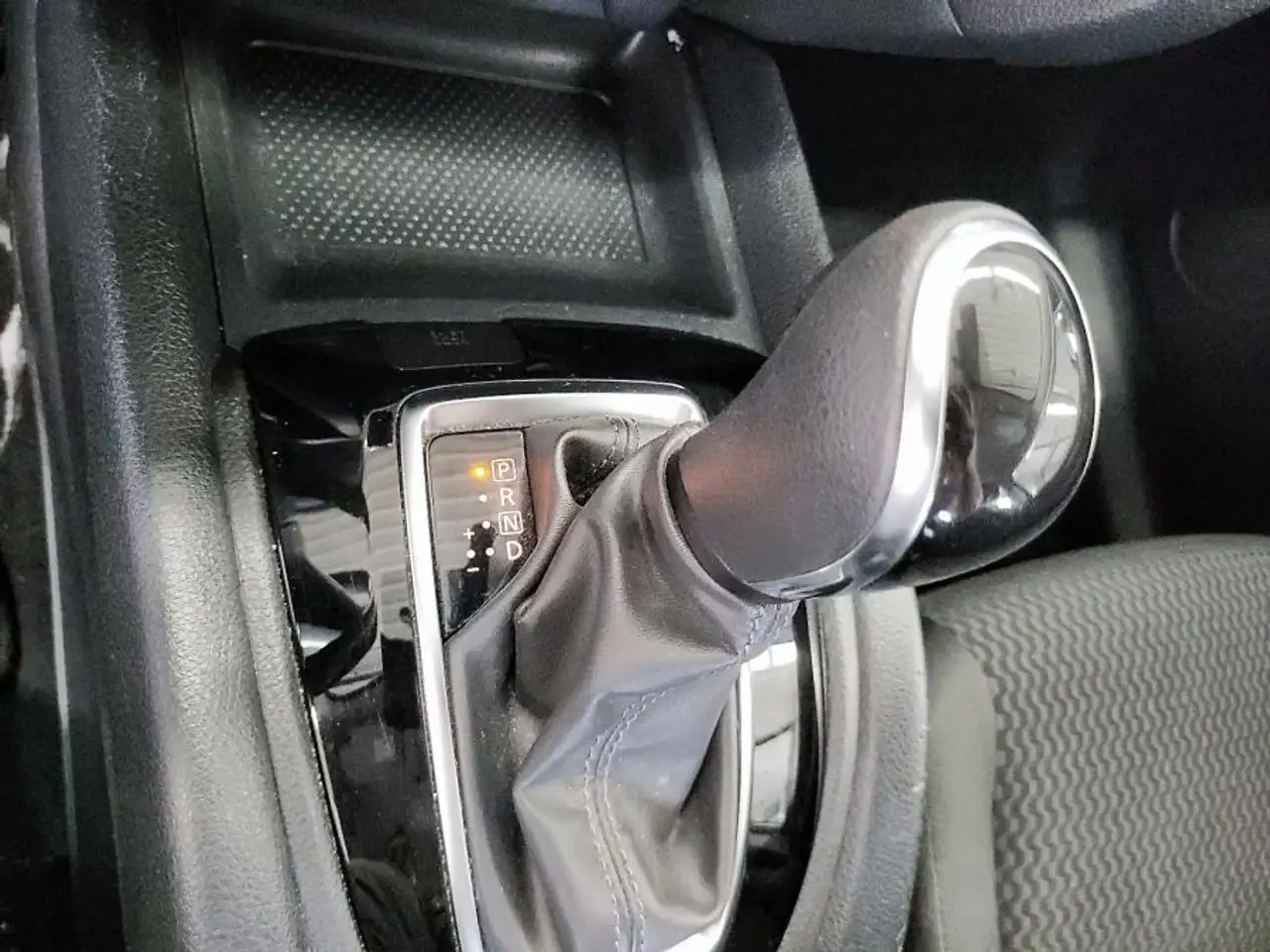 Nissan Qashqai photo Nissan Qashqai