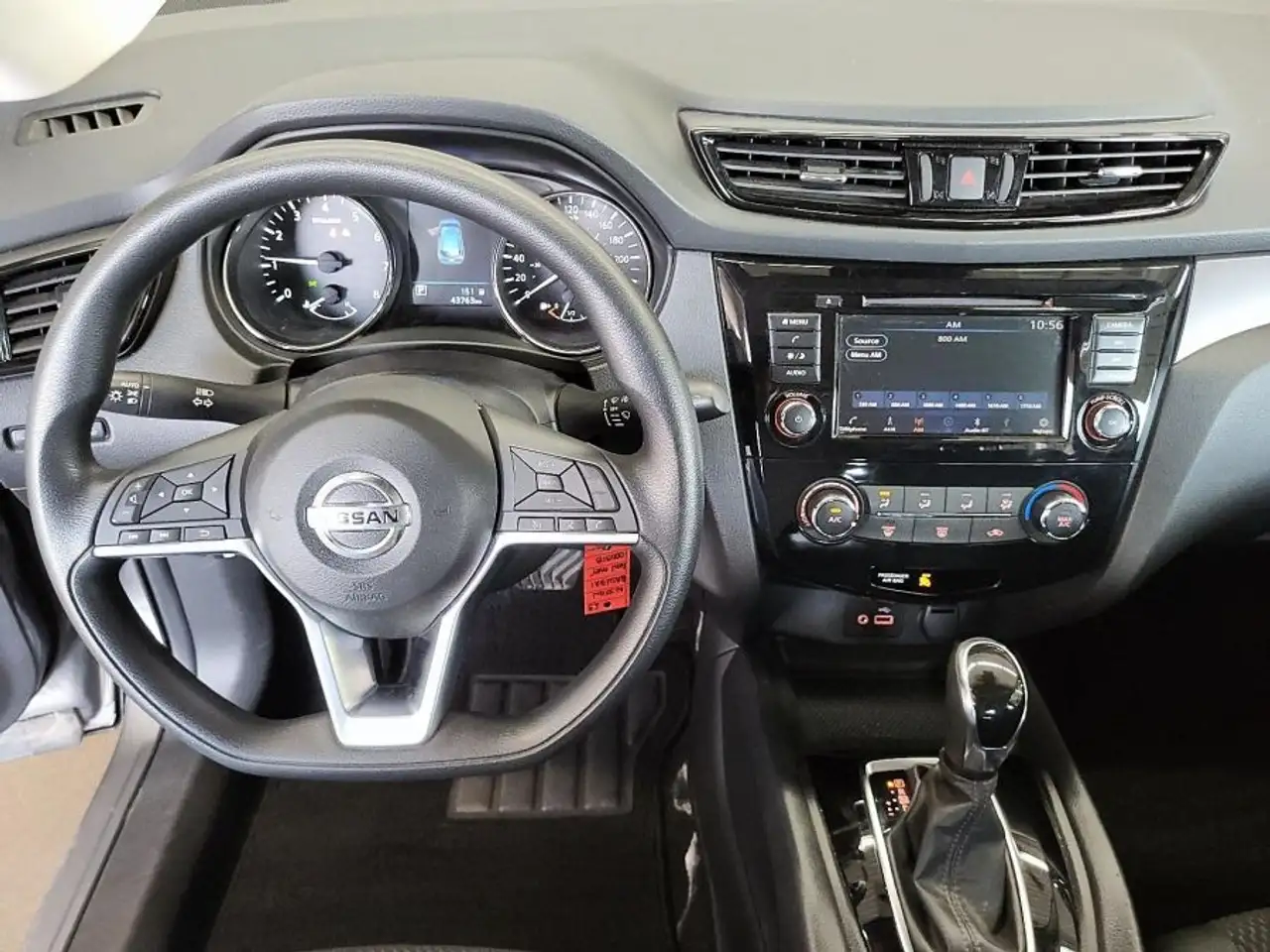 Nissan Qashqai photo Nissan Qashqai