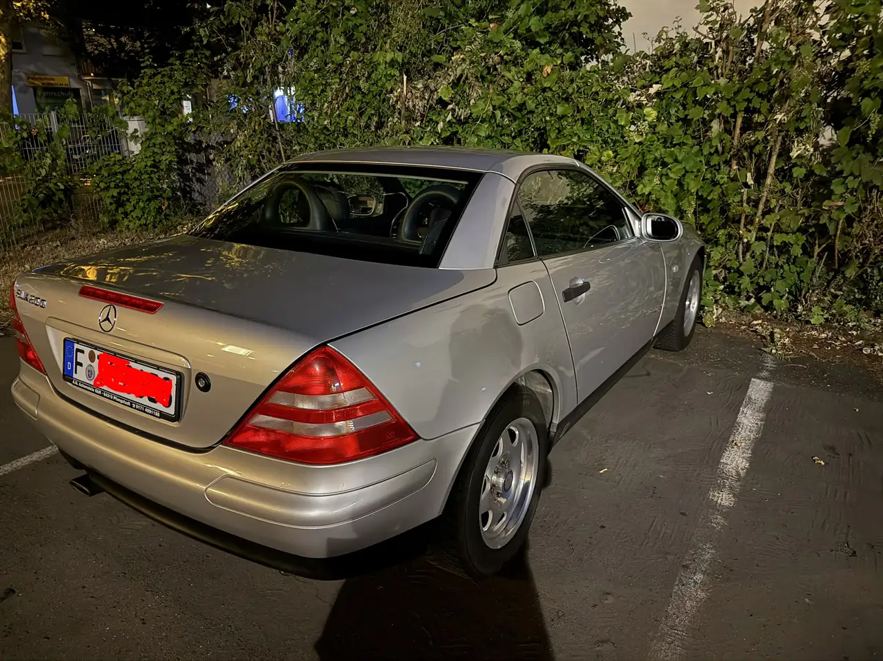 Mercedes-Benz SLK 200 Standar, foto 4