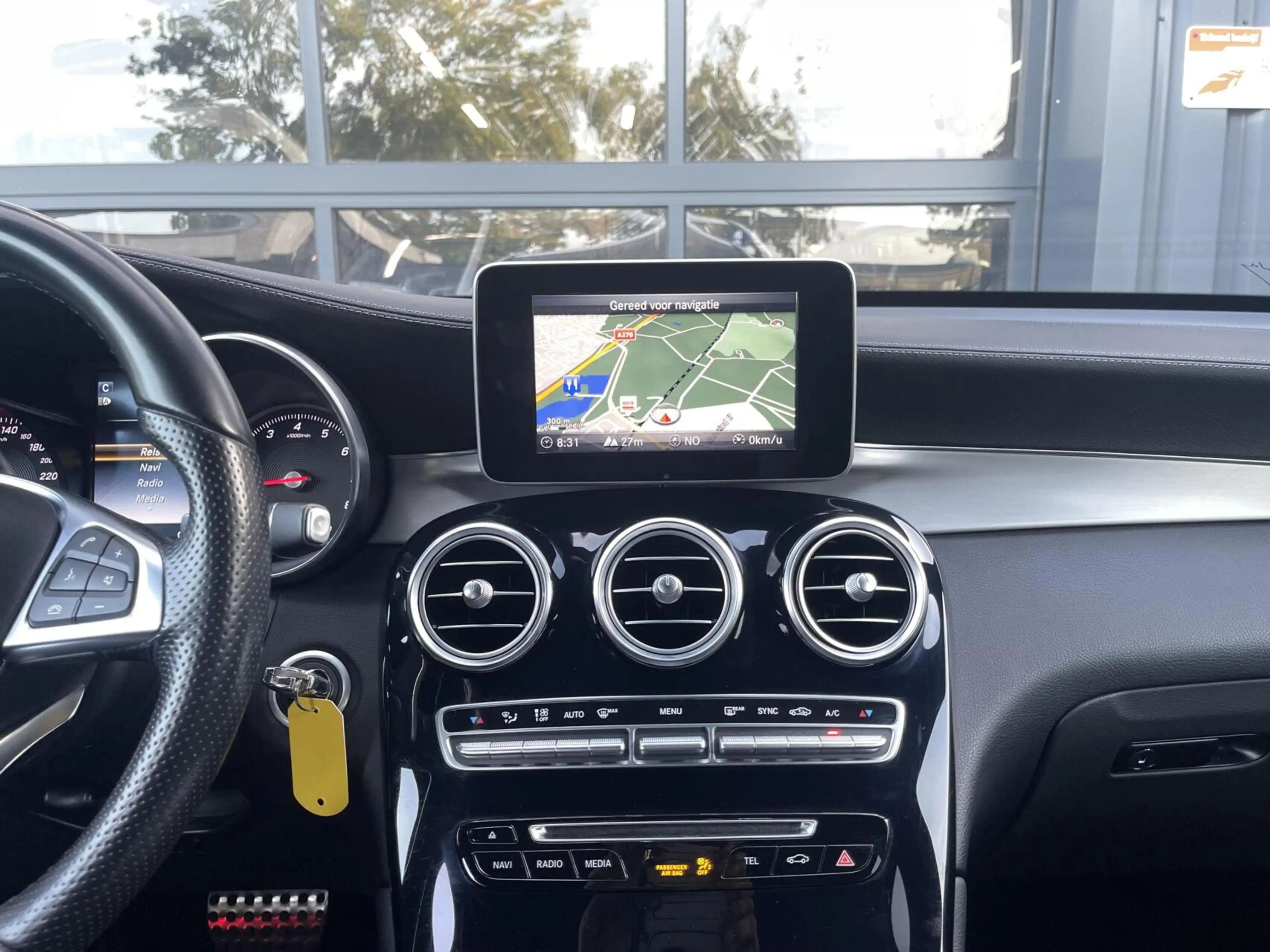 Mercedes-Benz GLC 250 4MATIC Edition 1 AMG|TREKHAAK|CAMERA|NAVIGATIE|NIG — photo 7