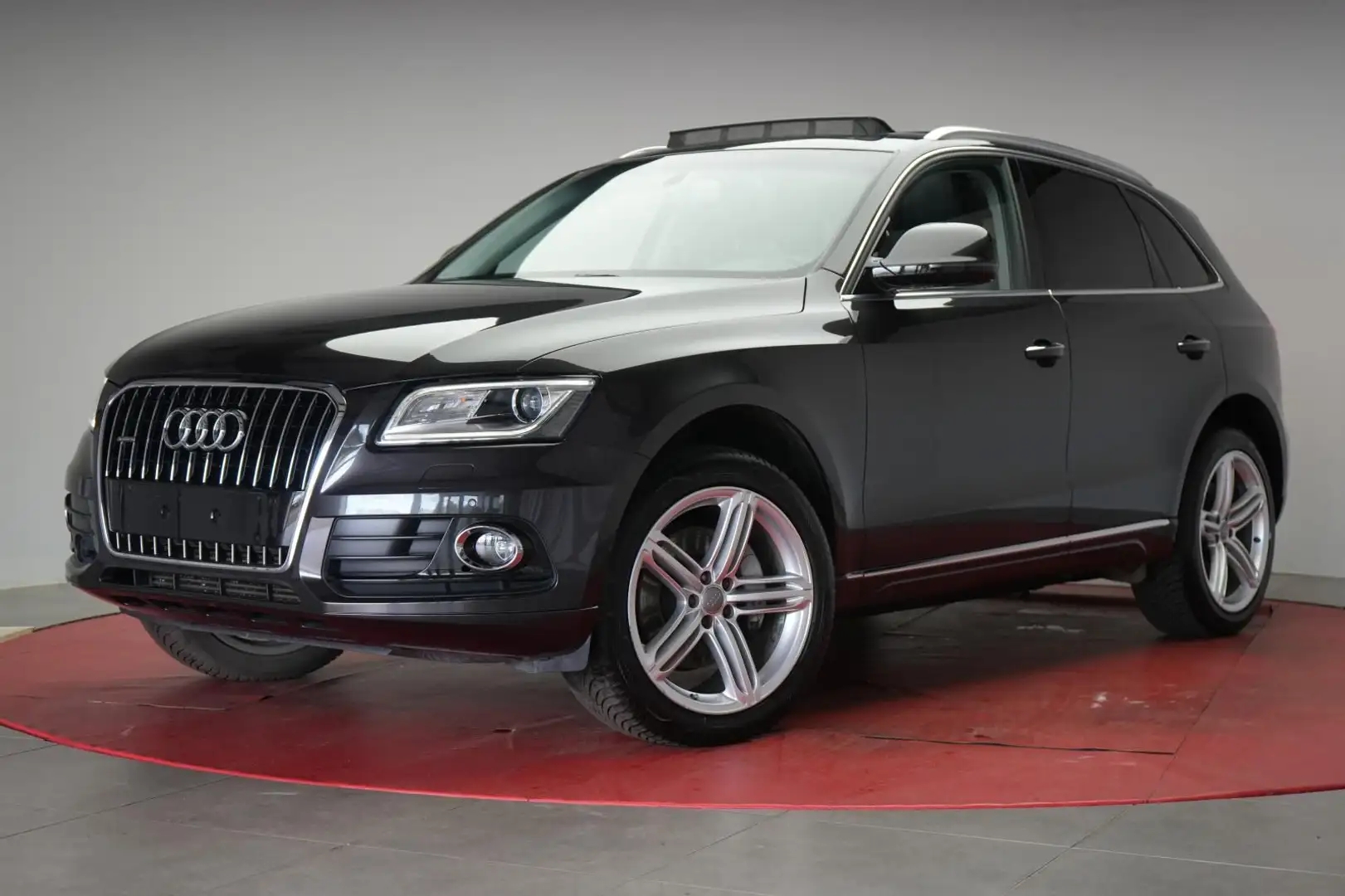 Audi Q5 3.0 TDI quattro S tronic Grau - 2