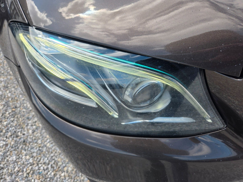 Mercedes-Benz E 220 d T-Modell AVANTGARDE 7 Sitzer*Navi*LED — photo 4