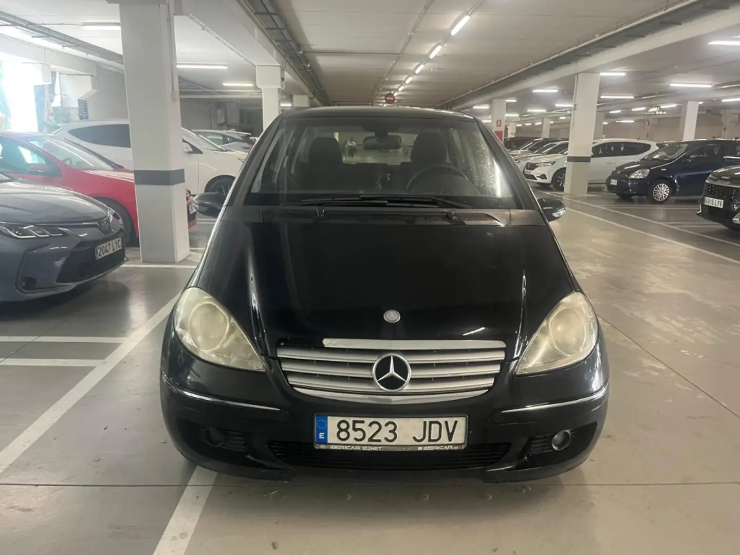 Mercedes-Benz A 200 Zwart - 2
