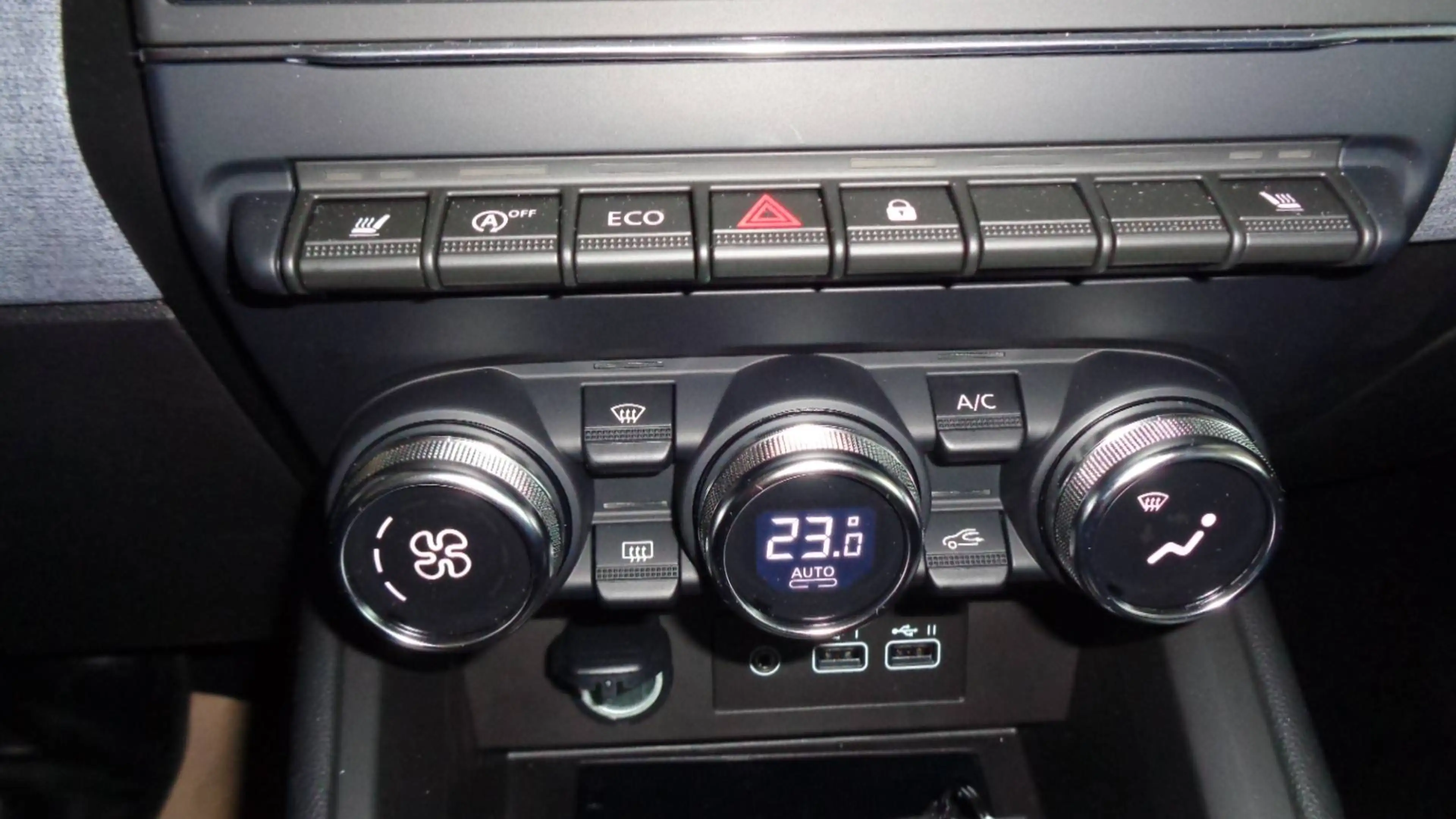 Mitsubishi Colt 1.0 Turbo-Benziner Plus #LED#SmatLink — photo 9