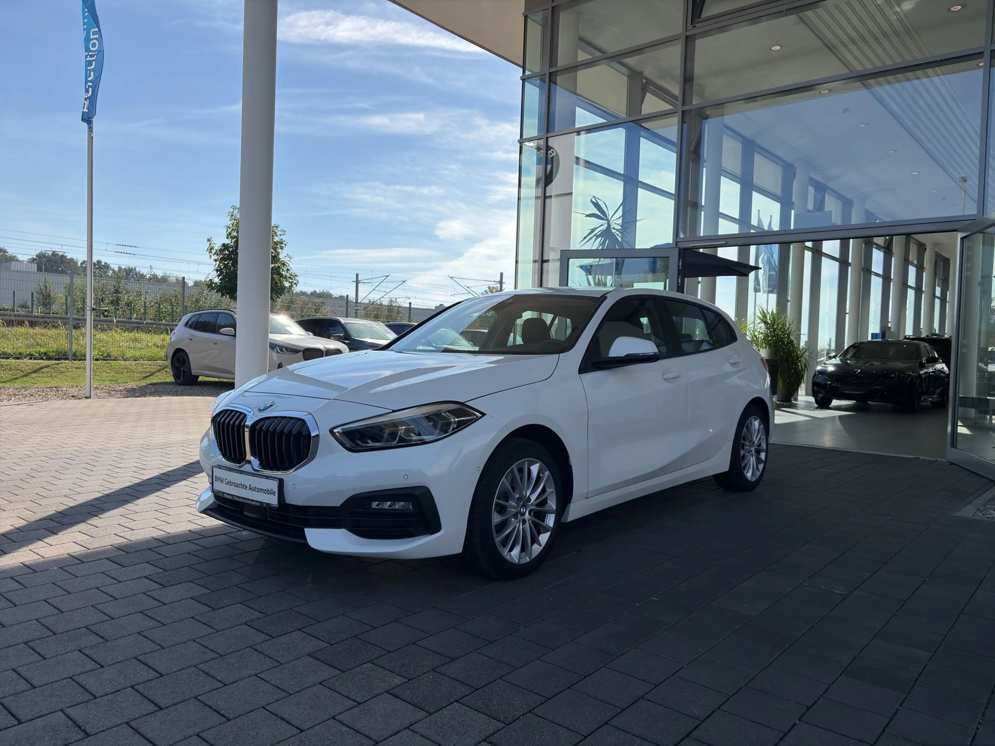 BMW 120 d 5-Türer Advantage Automatik Fernlichtassist — photo 2