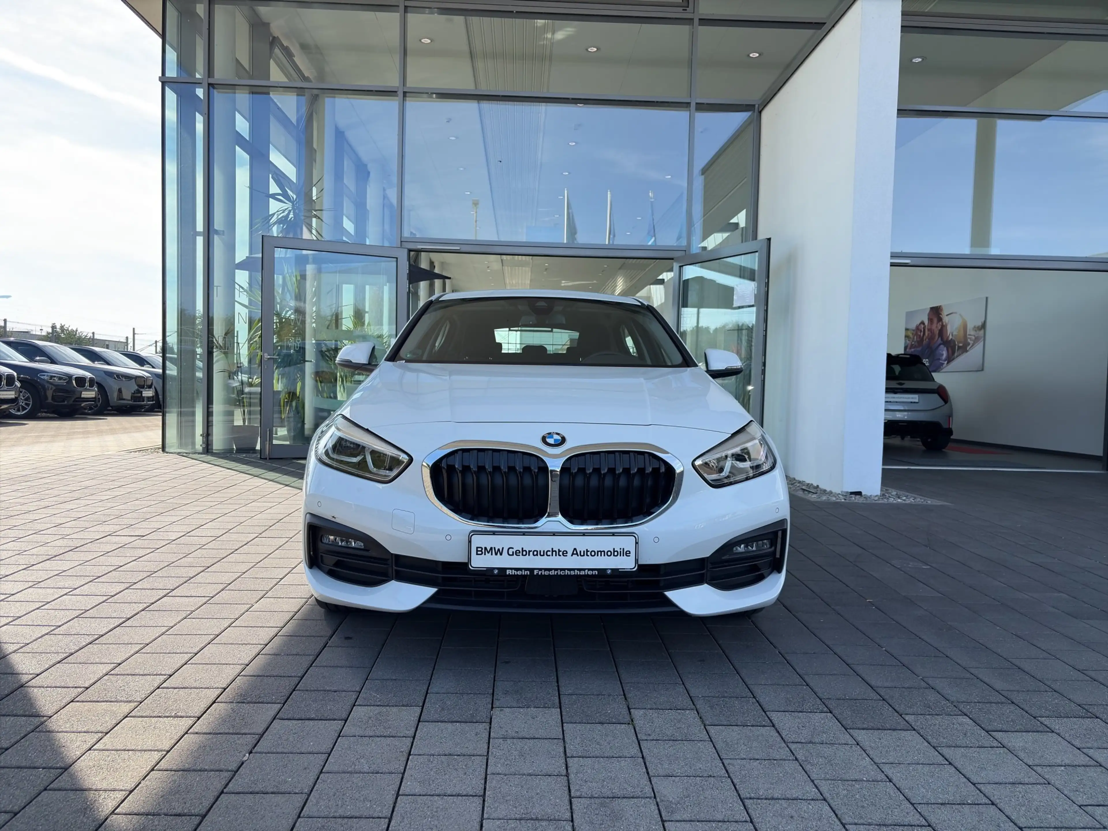 BMW 120 d 5-Türer Advantage Automatik Fernlichtassist — photo 5