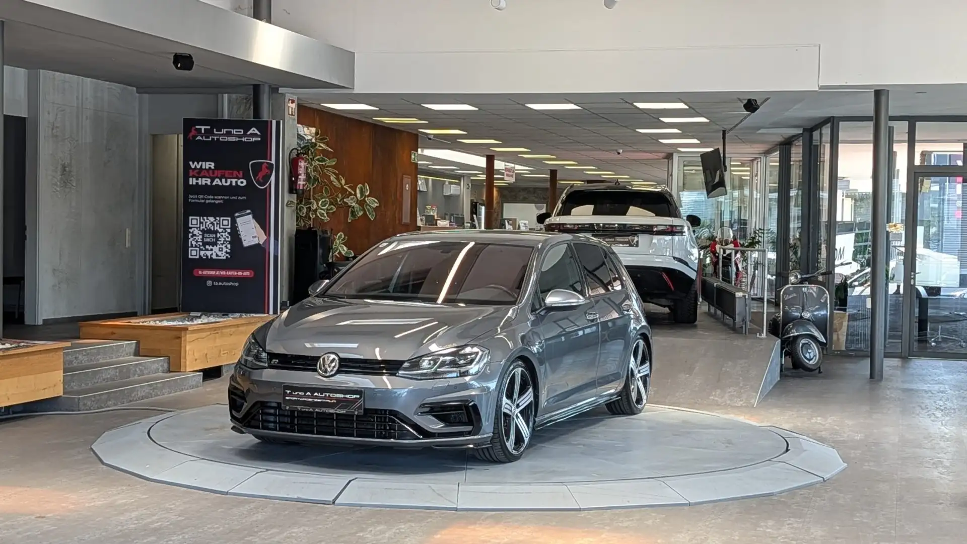 Volkswagen Golf R 2.0 TSI 4Motion DSG *Dynaudio*Navi*19Zoll*LEDER* Grau - 1