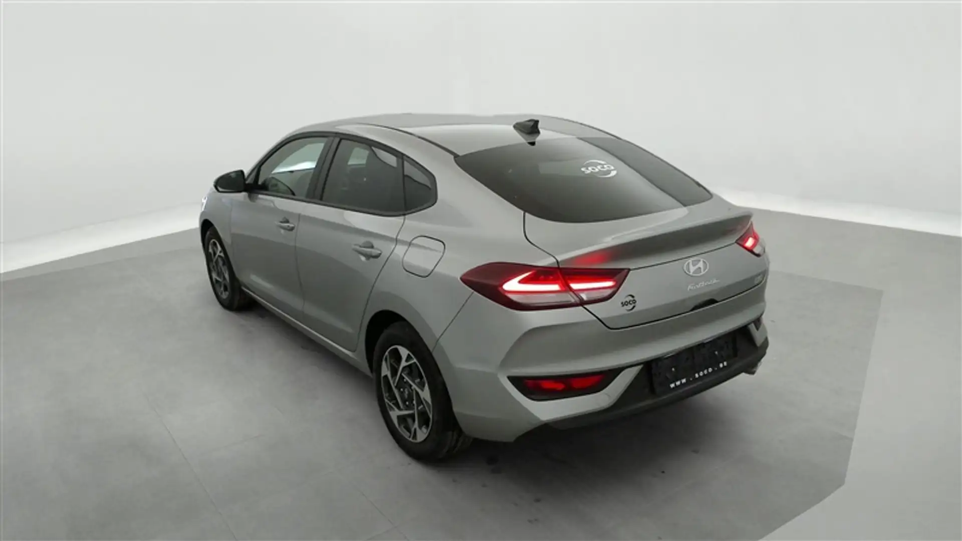 Hyundai i30 FastBack 1.0 T-GDi 100cv Twist NAVI / CARPLAY / CA Argent - 2