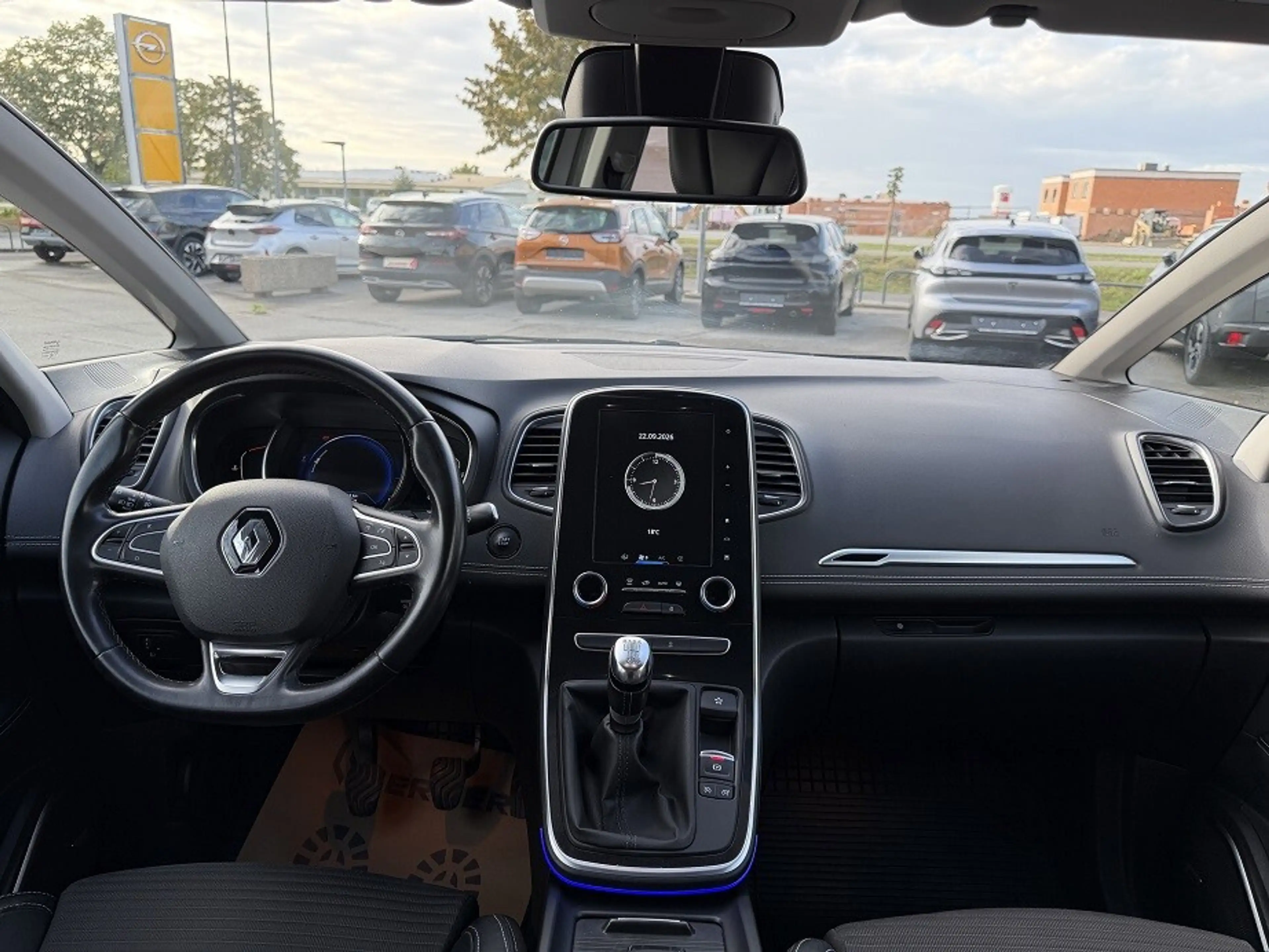 Renault Grand Scenic Grand Scénic Scenic IV 1.6 dCi 130 Energy BOSE — photo 11