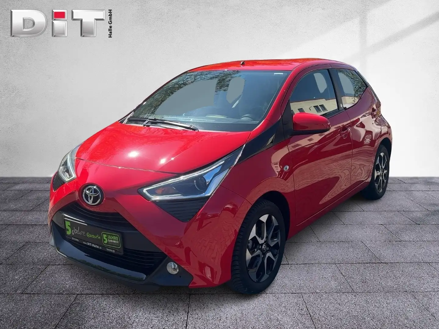 Toyota Aygo 1.0  x-play Team D Klima Kamera Tempomat Rot - 1