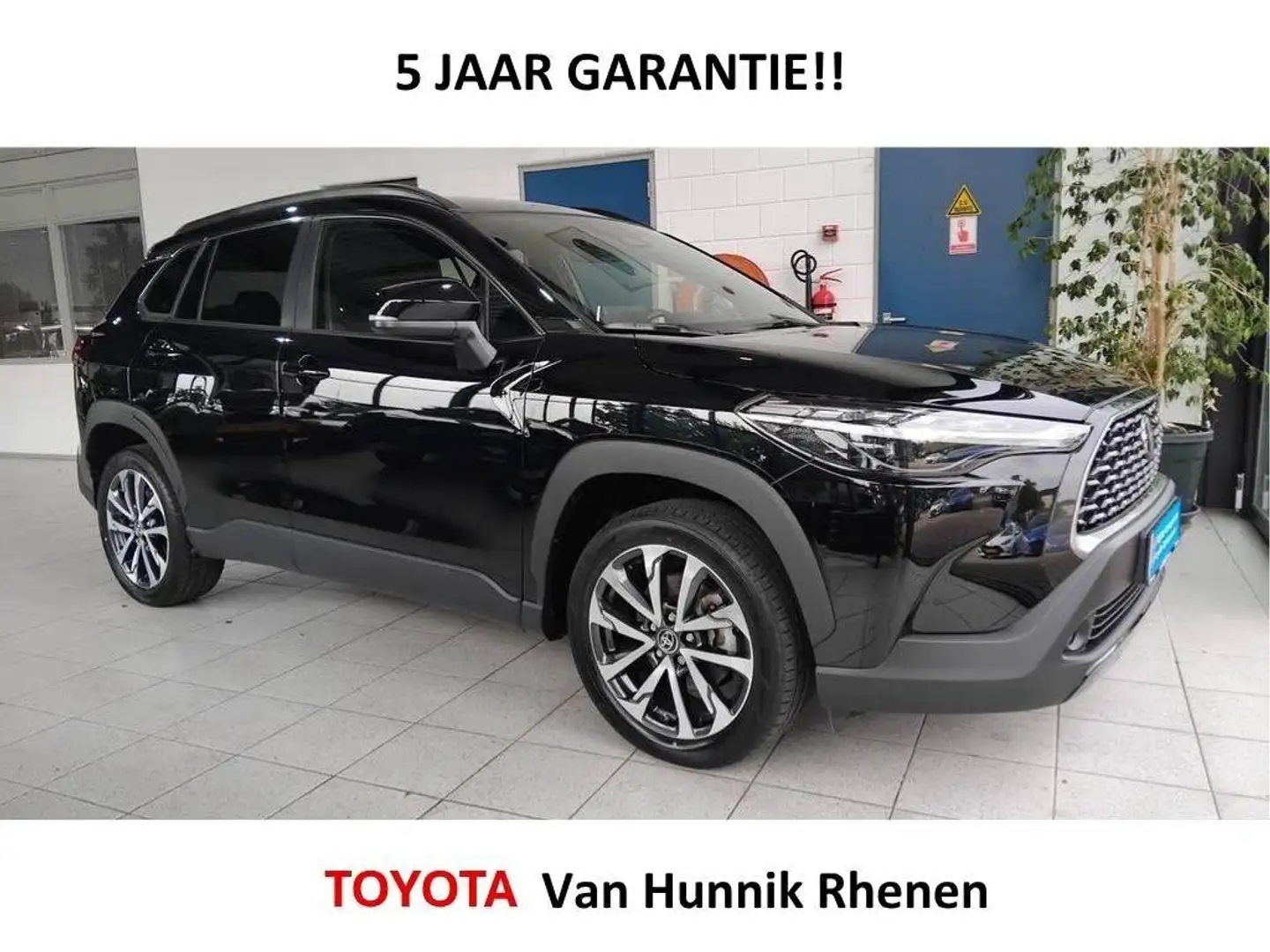 Toyota Corolla Cross 1.8 Style | Apple/Android | Stoel en stuur verw | Zwart - 1