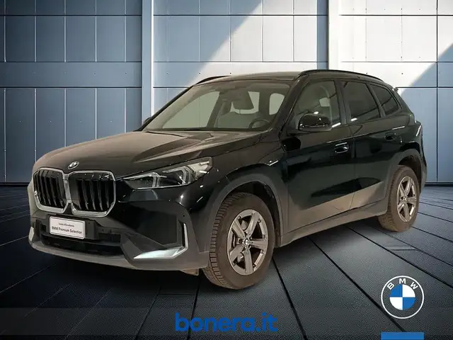 BMW X1 main image