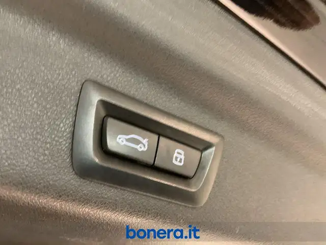 BMW X1 view 14
