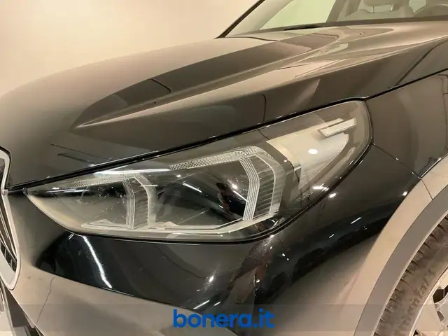 BMW X1 view 10