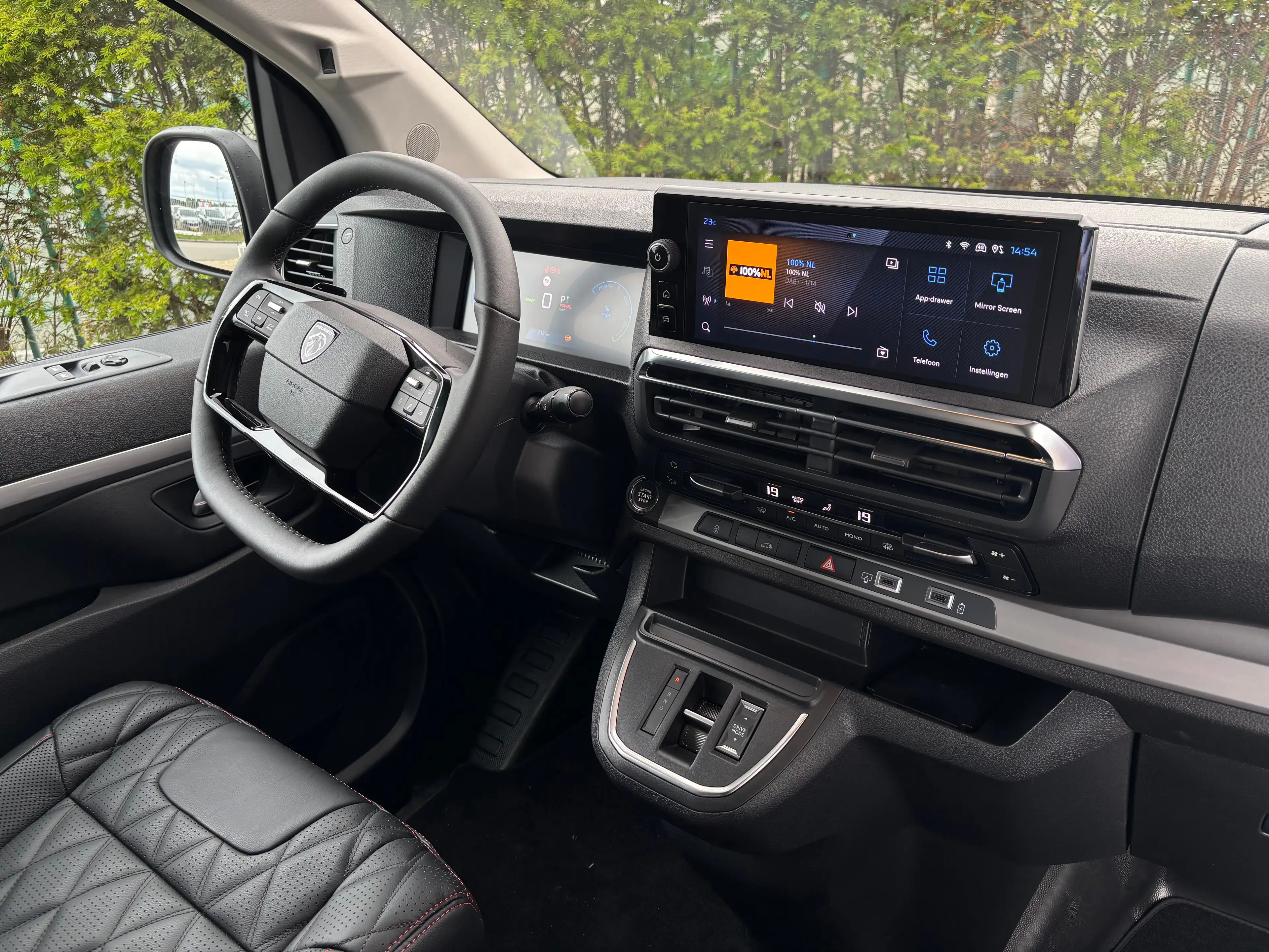 Peugeot e-Expert EV L2 75 kWh Dynamic By Revolve | Betimmering | Ca — photo 4