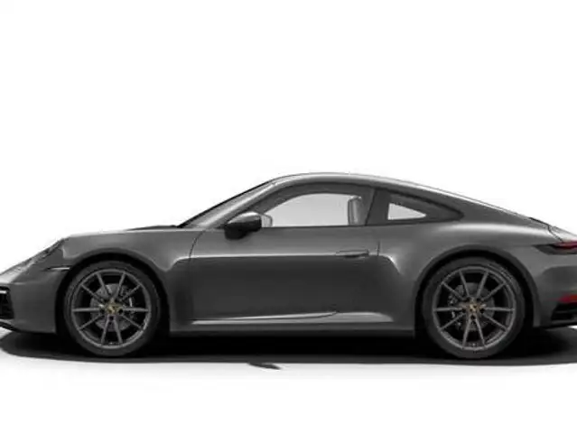 Porsche 911 view 2