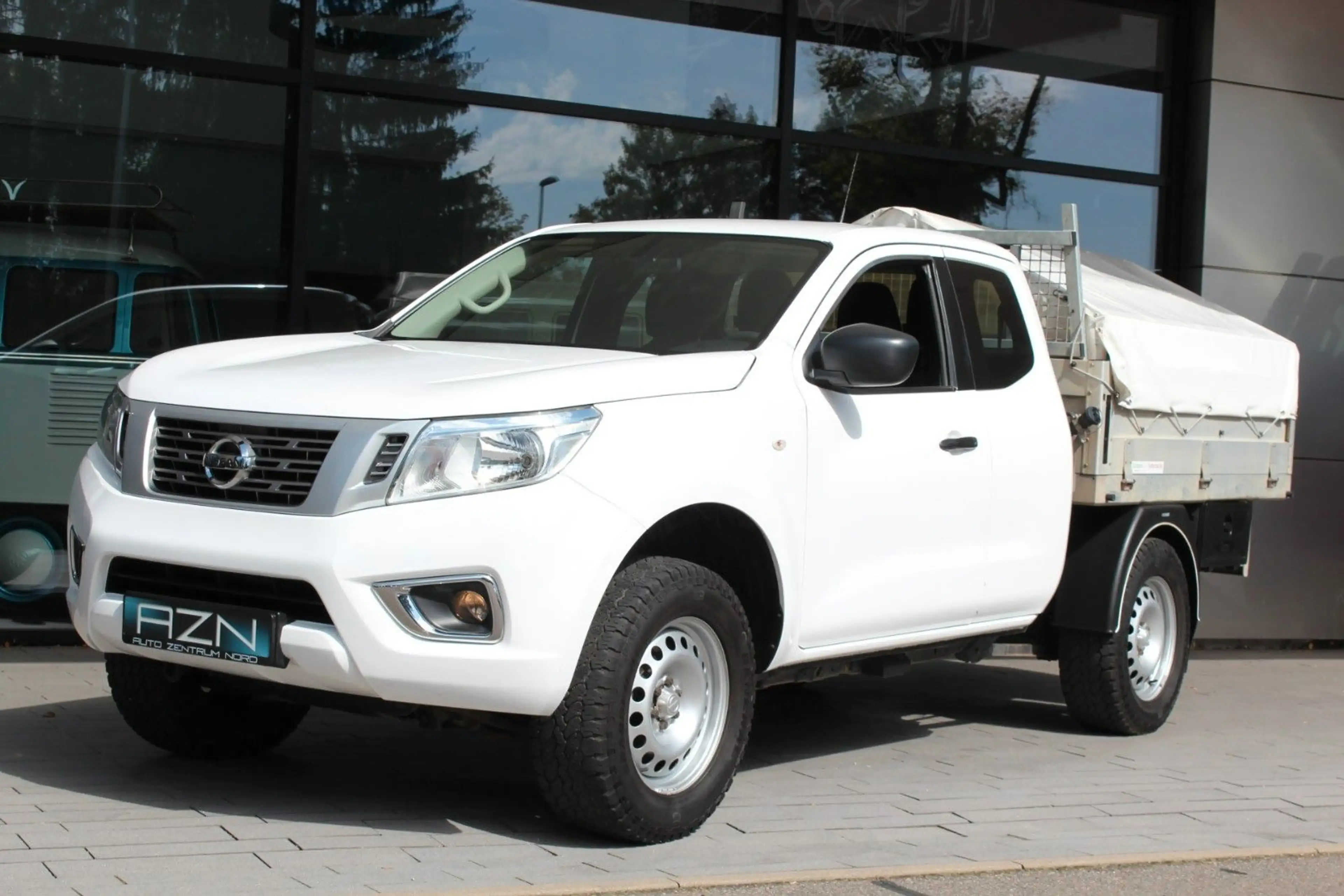 Nissan Navara NP300 King Cab 4x4 Pritsche — photo 3