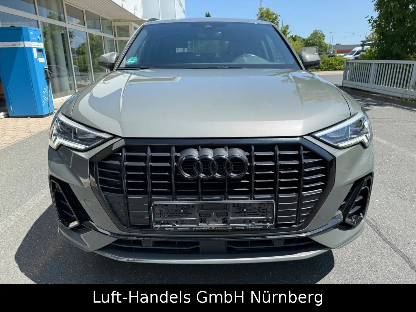 Audi Q3 35 TDI S line Black Edition ACC Virtual Leder Gris - 2