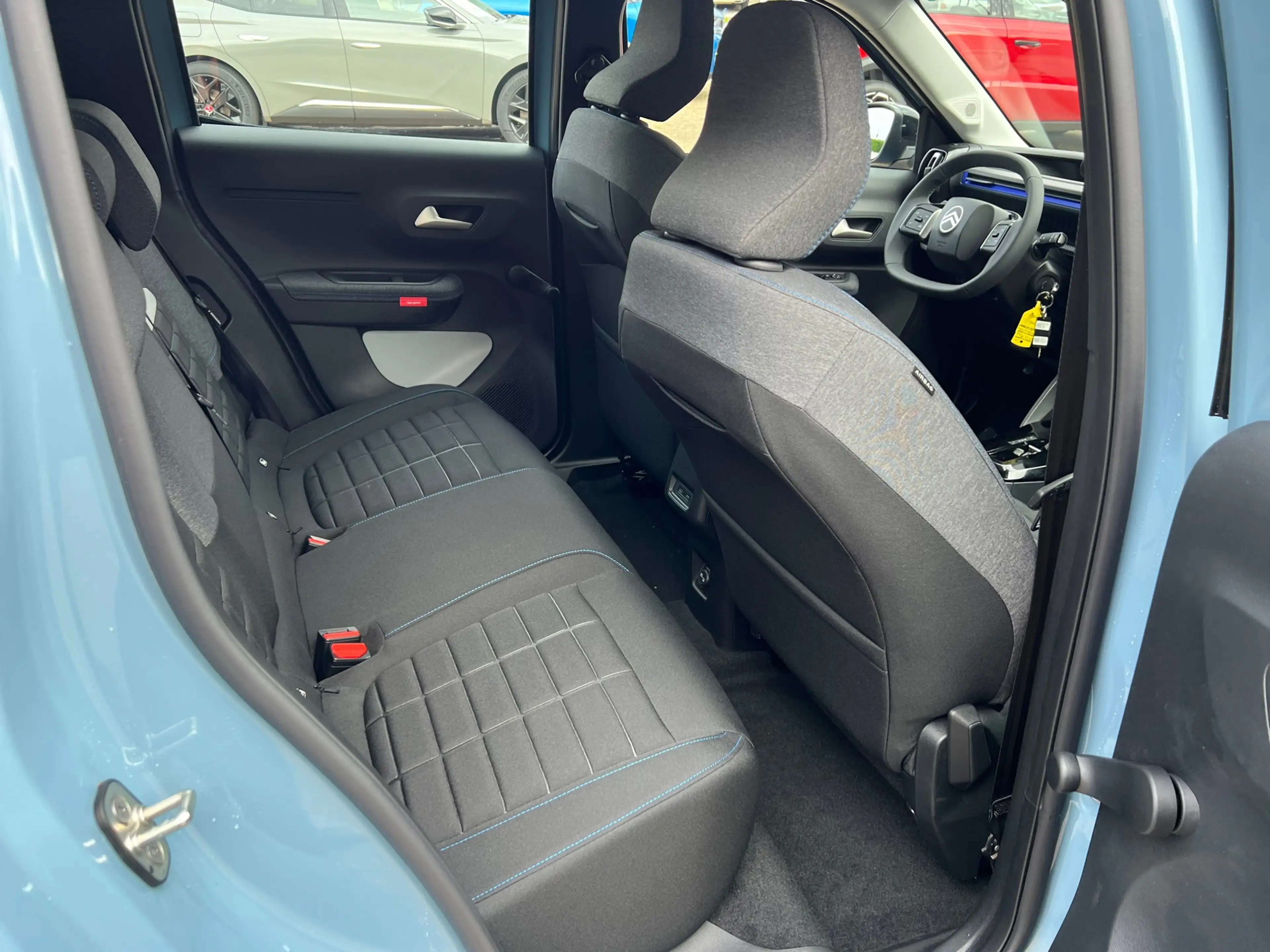 Citroen E-C3 Plus 113pk Comfort Range 44 kWh Navi-PDC-(Rijklaar — photo 11